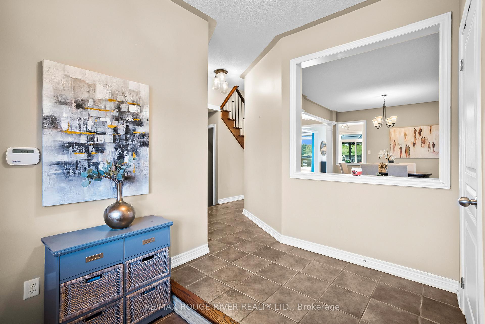 Photo 6 of 58 Albert Street, Clarington, Bowmanville — HOMEH