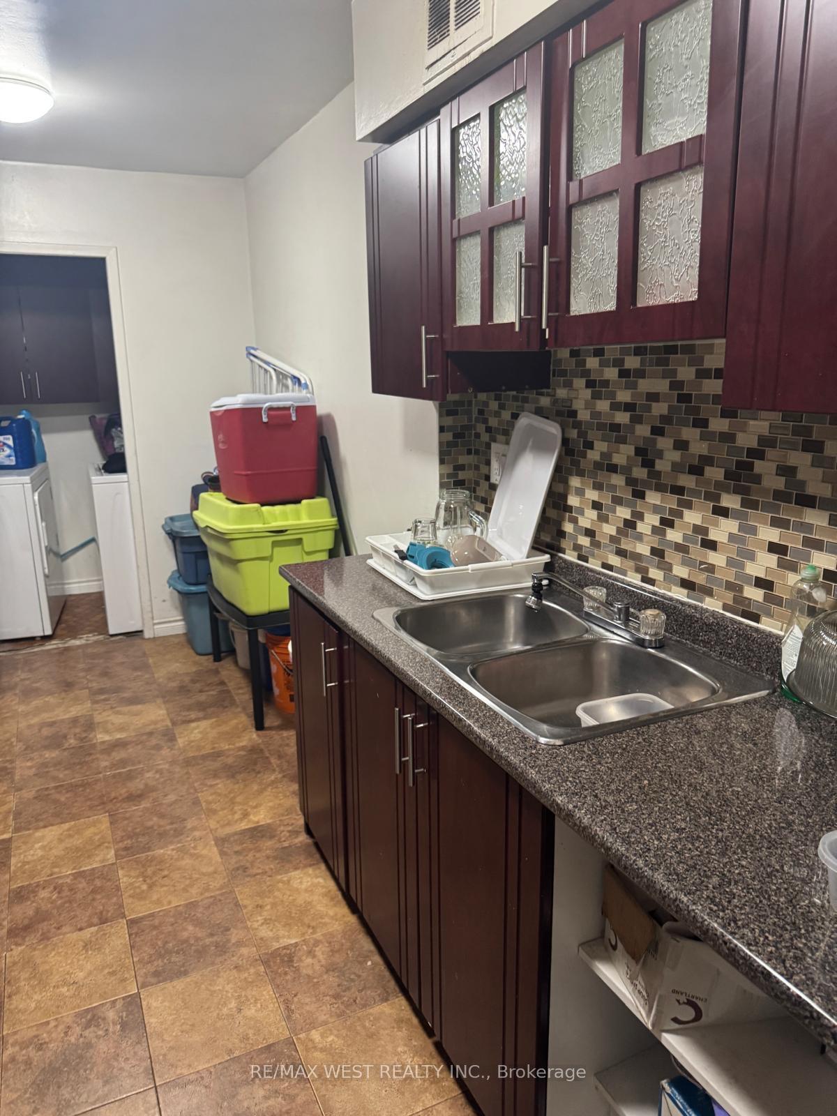 Photo 7 of Unit 2309, 390 Dixon Road, Etobicoke, Kingsview Village-The Westway — HOMEH