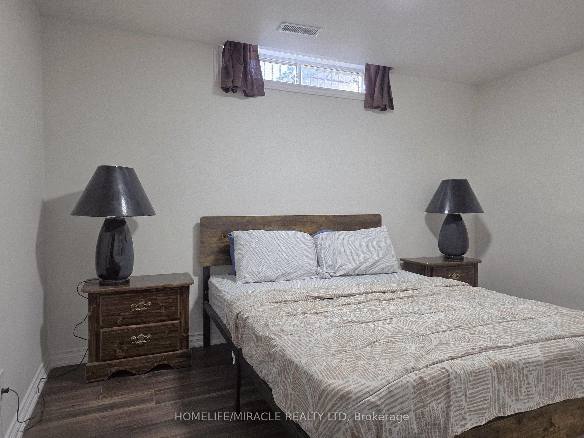 Photo 14 of 23 Thistledown Crescent, Whitby, Taunton North — HOMEH
