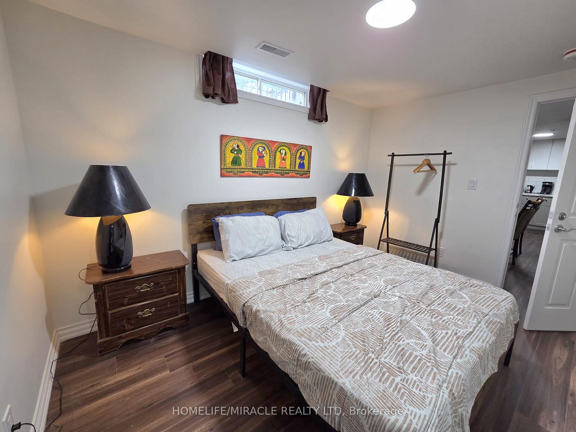 Photo 17 of 23 Thistledown Crescent, Whitby, Taunton North — HOMEH