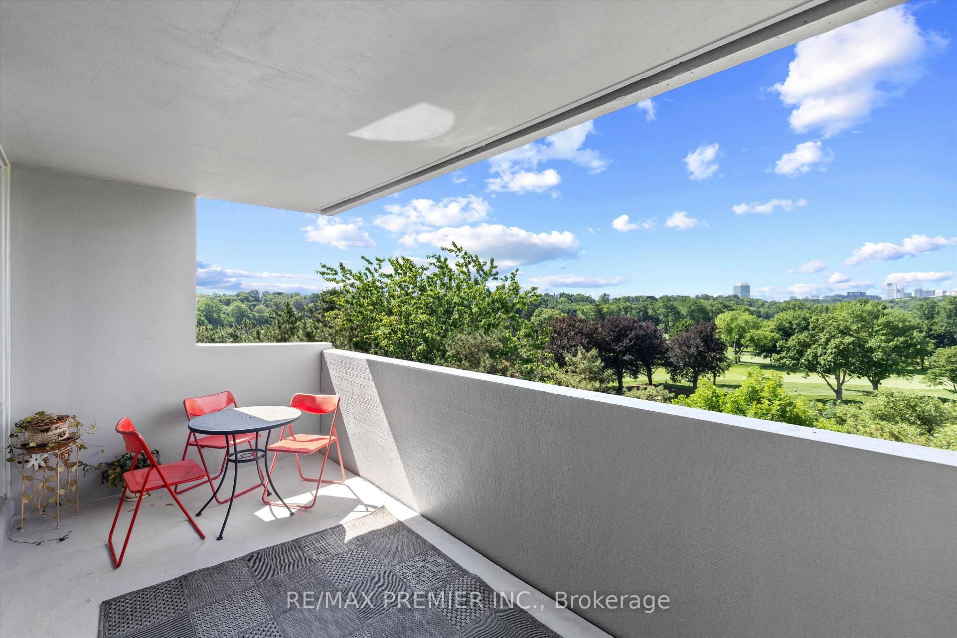 Photo 26 of Unit 711, 240 Scarlett Road, Toronto, Rockcliffe-Smythe — HOMEH