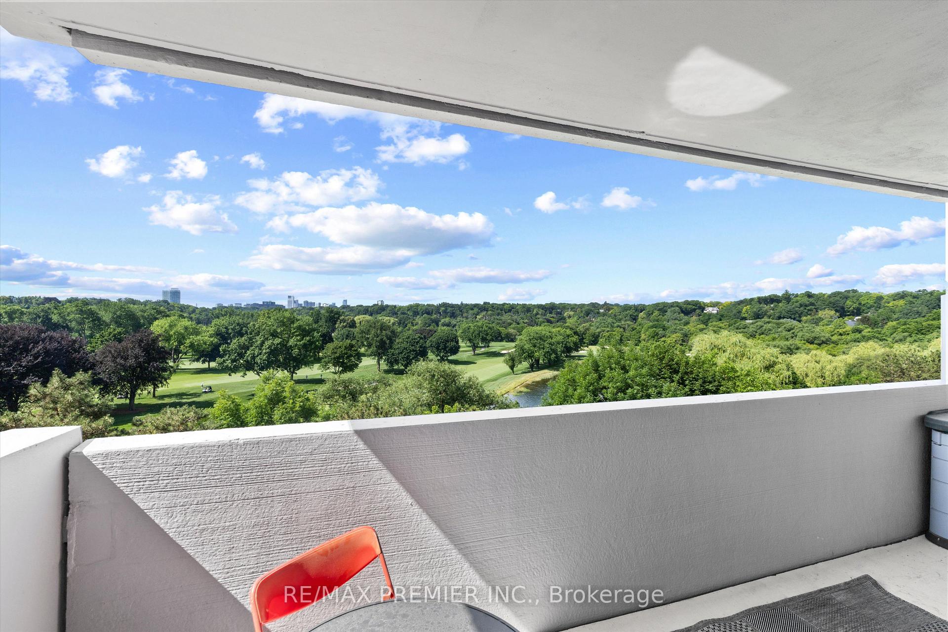Photo 28 of Unit 711, 240 Scarlett Road, Toronto, Rockcliffe-Smythe — HOMEH