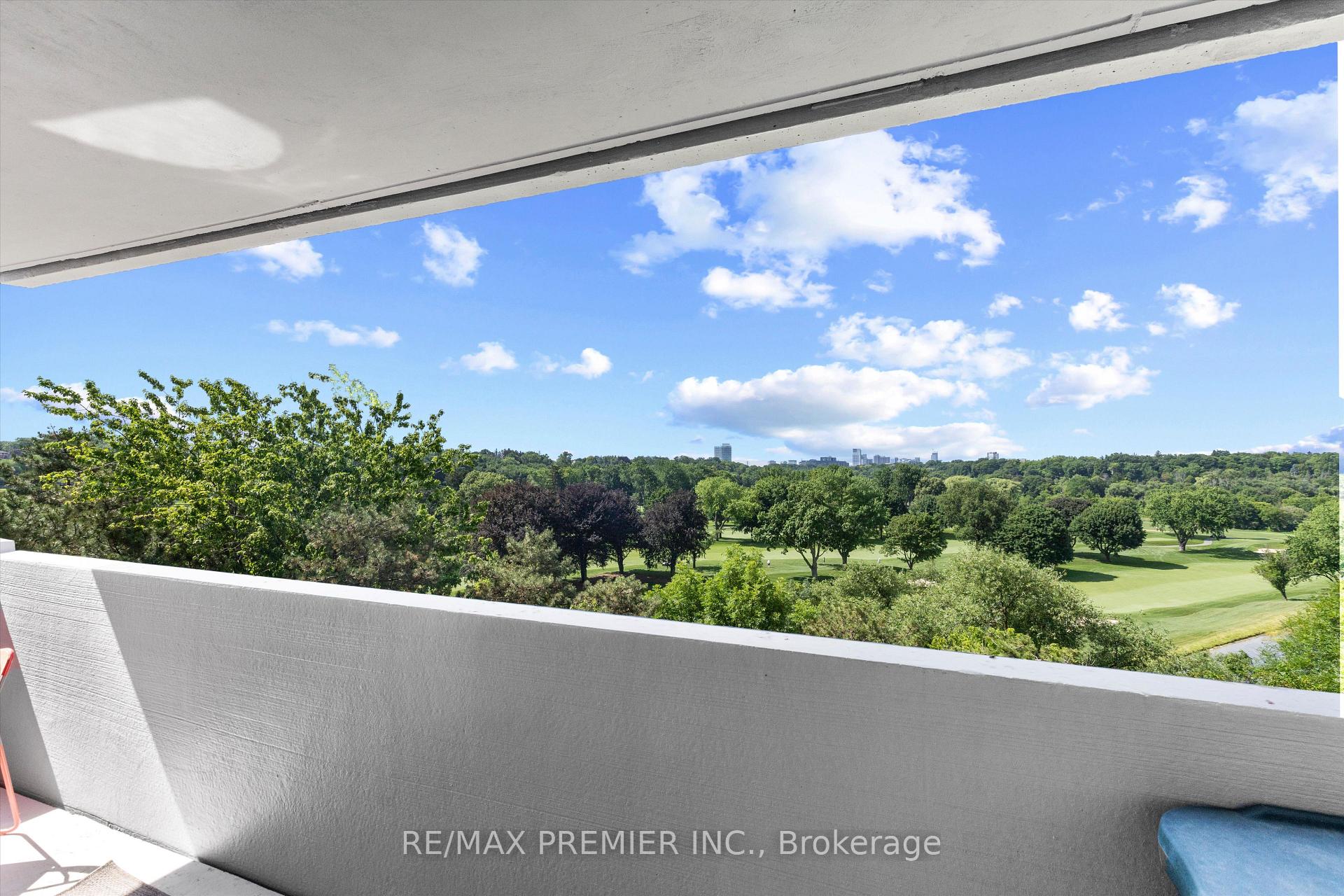 Photo 29 of Unit 711, 240 Scarlett Road, Toronto, Rockcliffe-Smythe — HOMEH