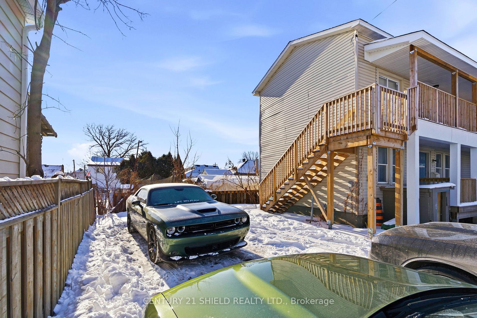 Photo 3 of 46 Gulf Street W, Cornwall, Cornwall — HOMEH