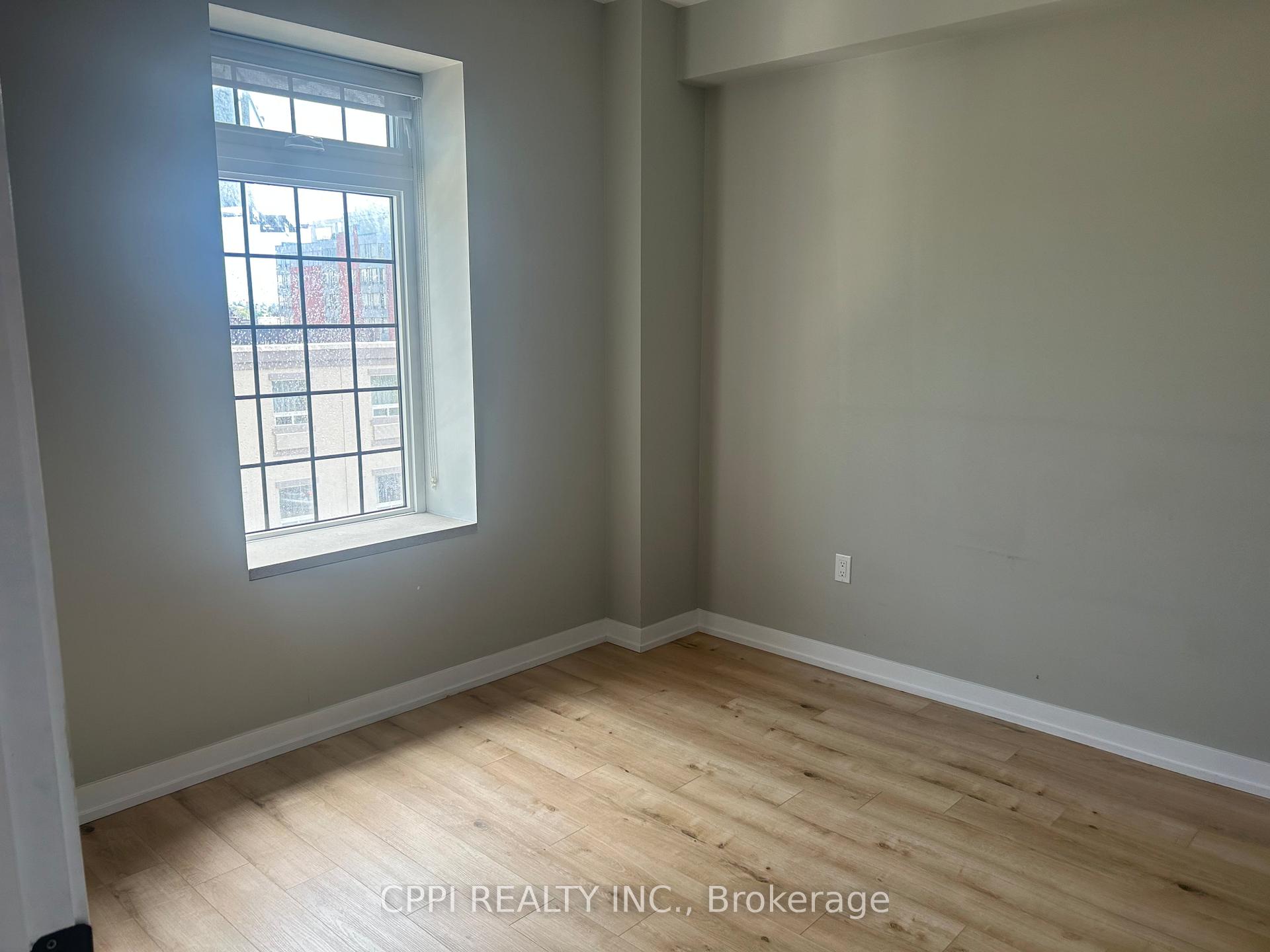 Photo 7 of Unit 303, 70 King Street E, Oshawa, Central — HOMEH