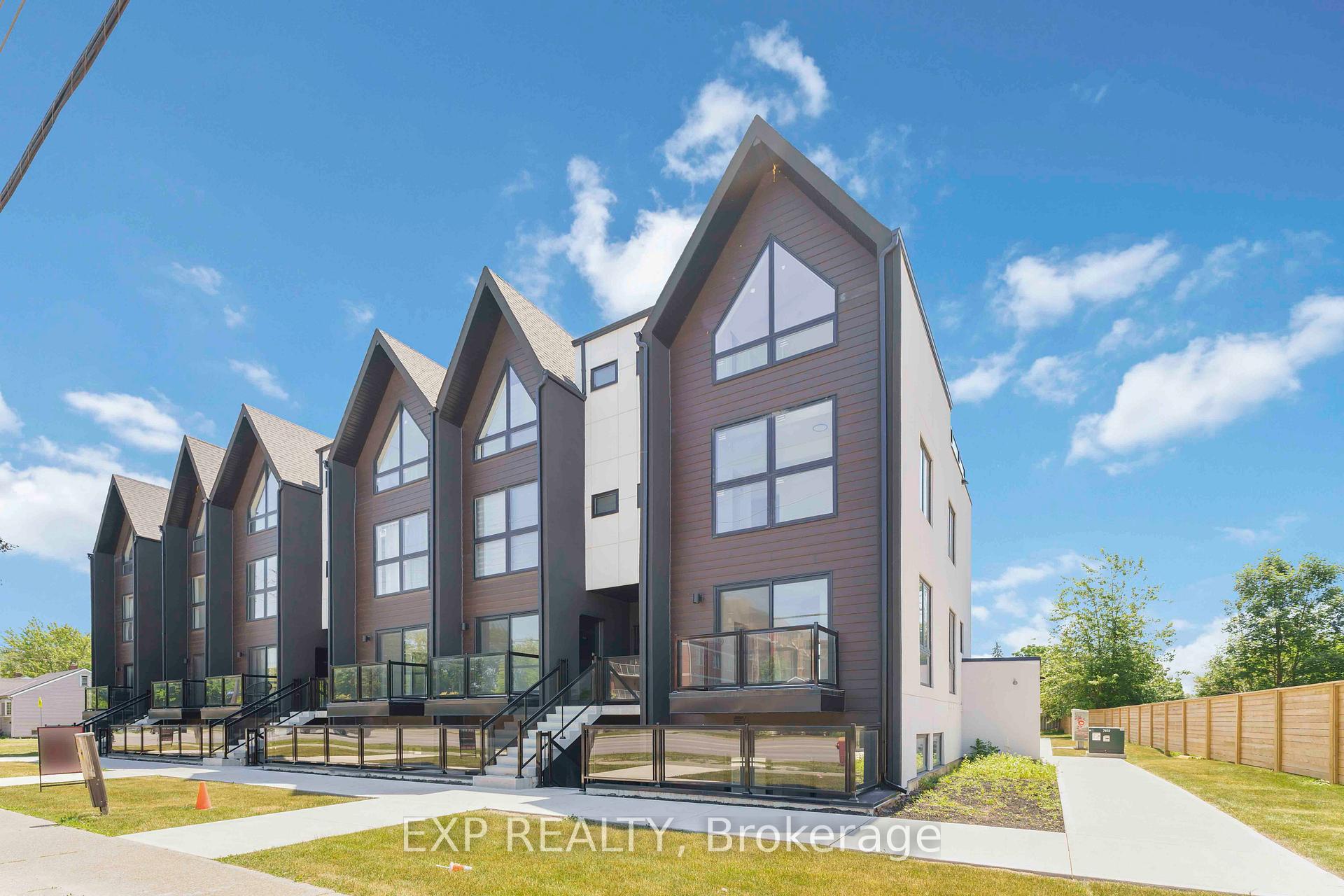 Photo 3 of Unit 306, 7277 Wilson Crescent, Niagara Falls, Oldfield — HOMEH