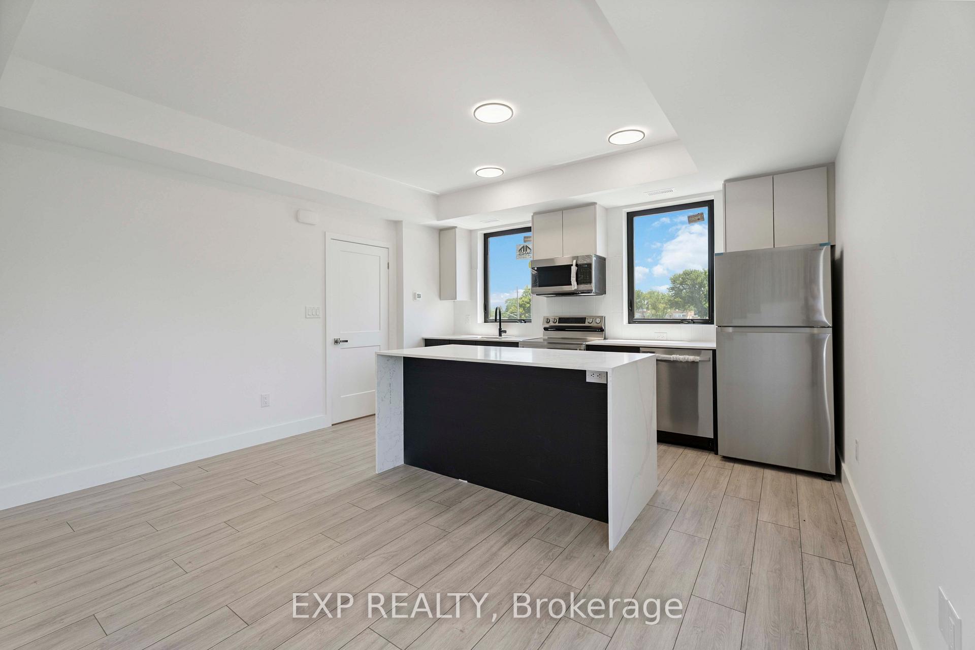 Photo 4 of Unit 306, 7277 Wilson Crescent, Niagara Falls, Oldfield — HOMEH