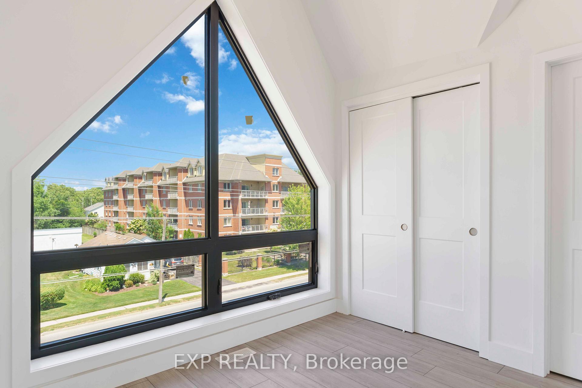 Photo 11 of Unit 306, 7277 Wilson Crescent, Niagara Falls, Oldfield — HOMEH