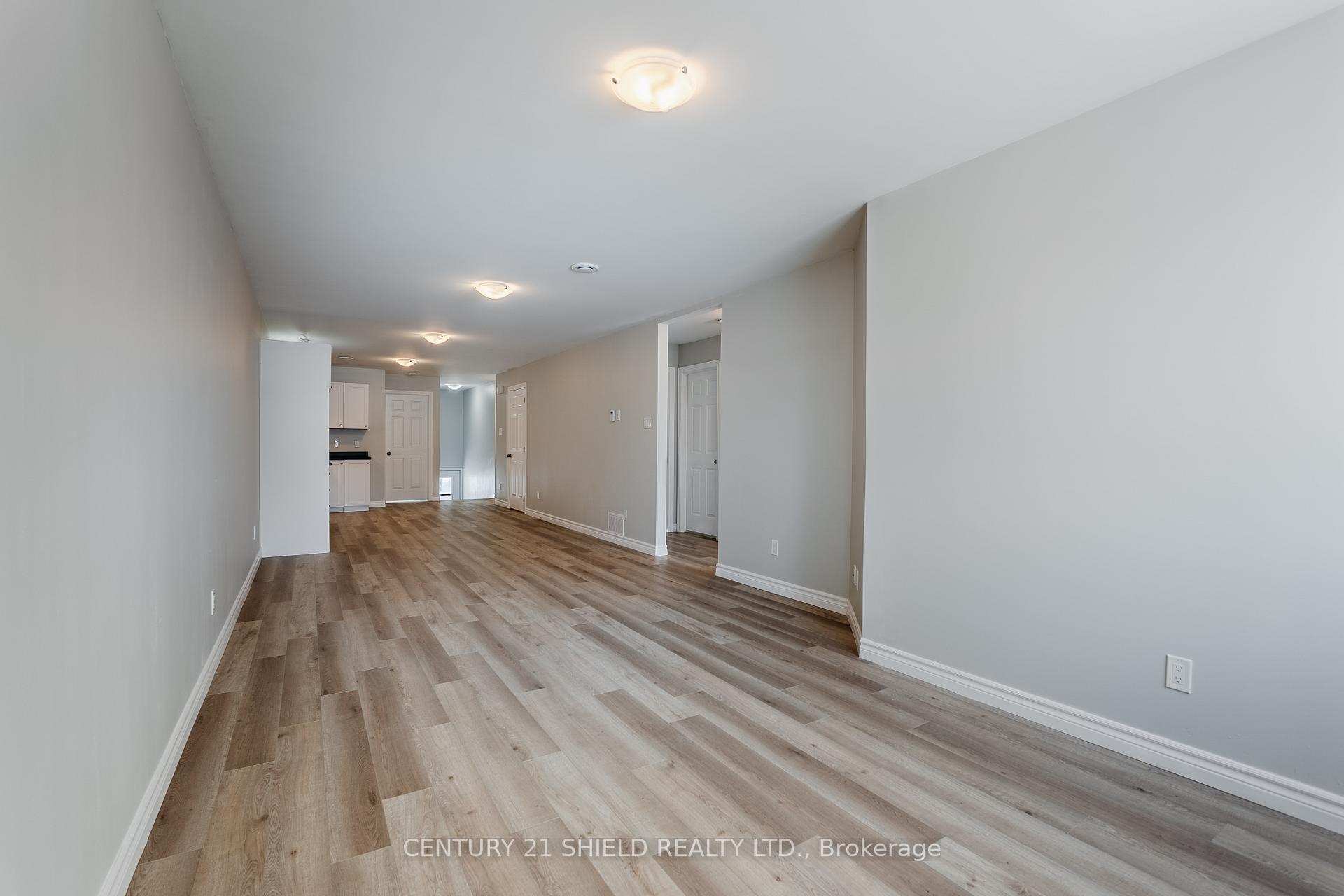 Photo 7 of Unit A, 15 William Street, North Stormont, Finch — HOMEH