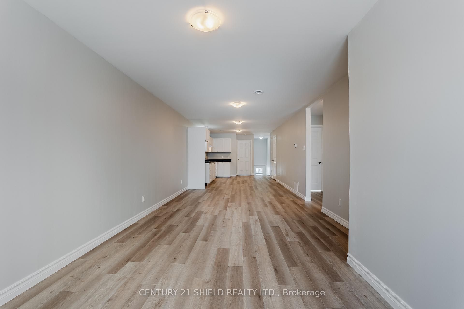 Photo 8 of Unit A, 15 William Street, North Stormont, Finch — HOMEH