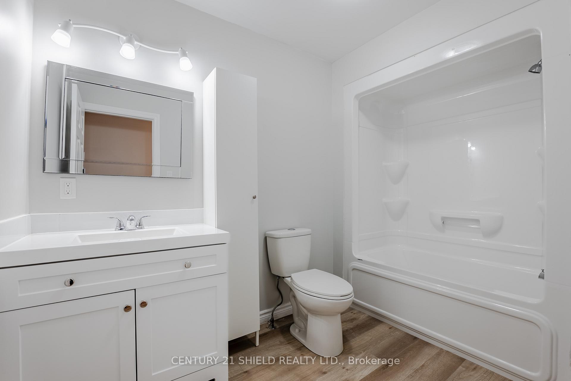 Photo 11 of Unit A, 15 William Street, North Stormont, Finch — HOMEH