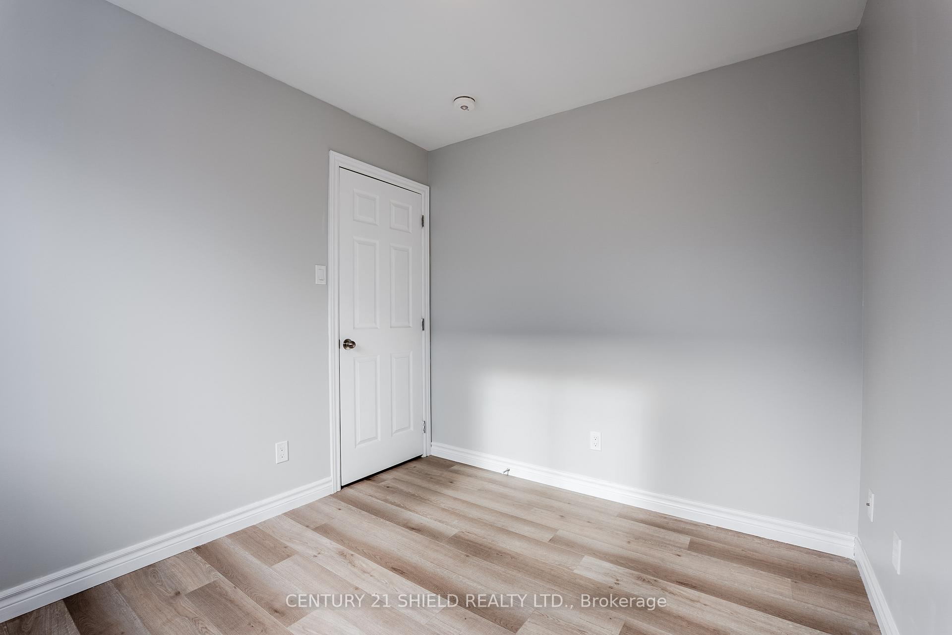 Photo 15 of Unit A, 15 William Street, North Stormont, Finch — HOMEH