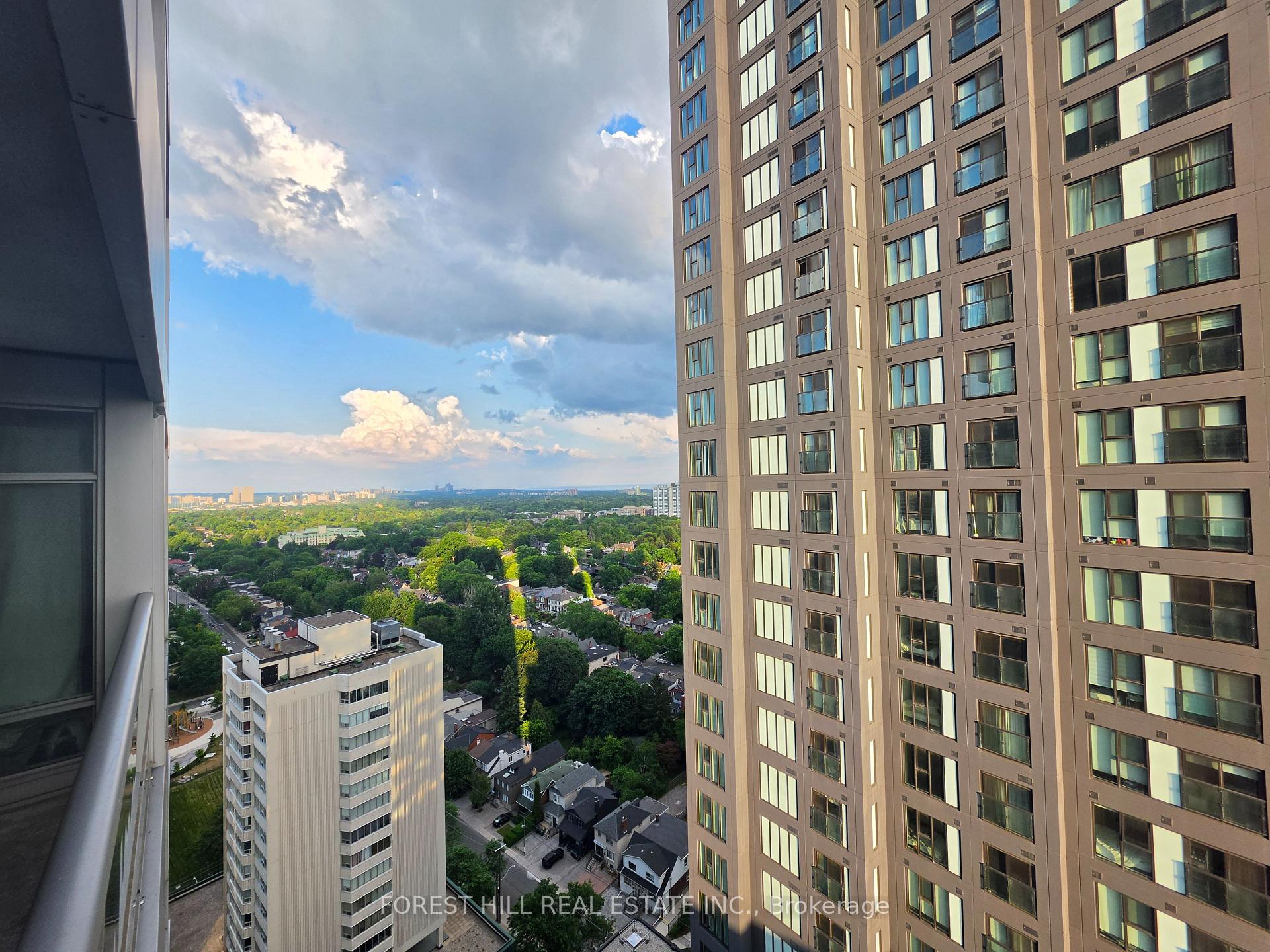 Photo 7 of Unit 2704, 2181 Yonge Street, Toronto, Mount Pleasant West — HOMEH