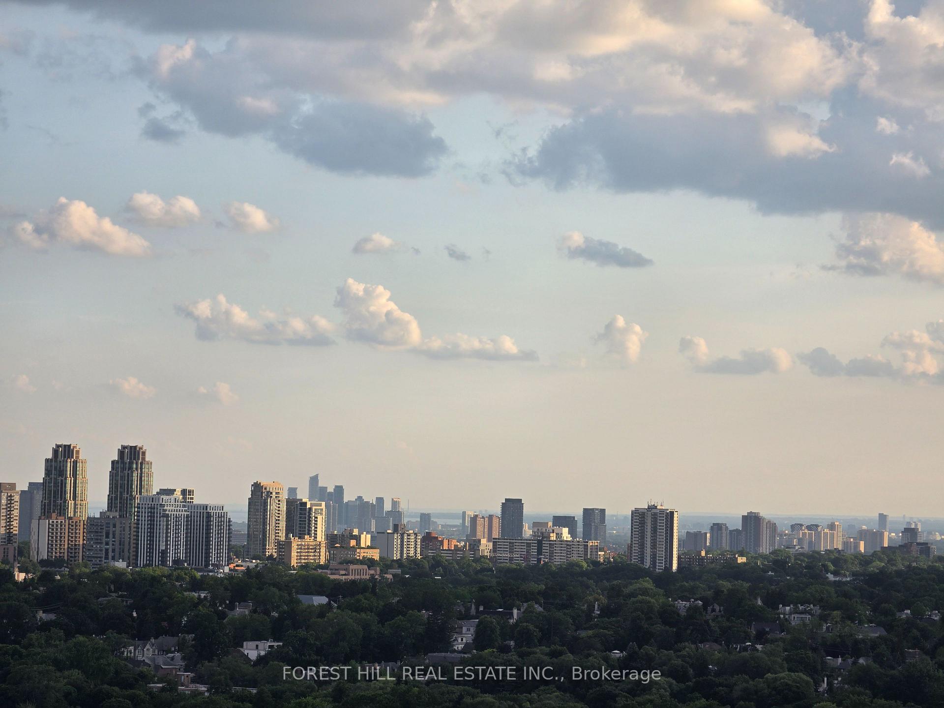 Photo 9 of Unit 2704, 2181 Yonge Street, Toronto, Mount Pleasant West — HOMEH