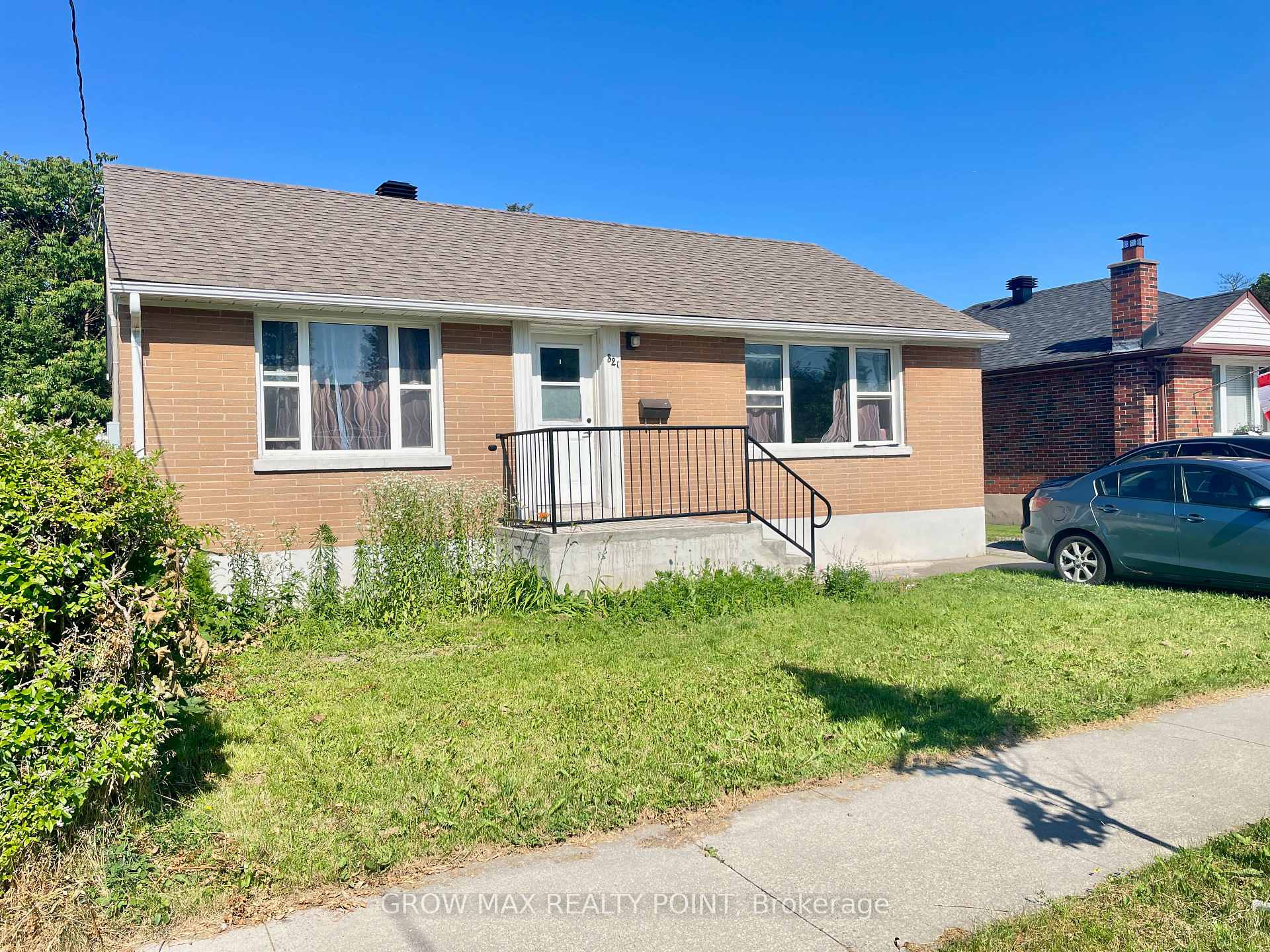 Photo 1 of 321 Highland Avenue W, Oshawa, Central — HOMEH