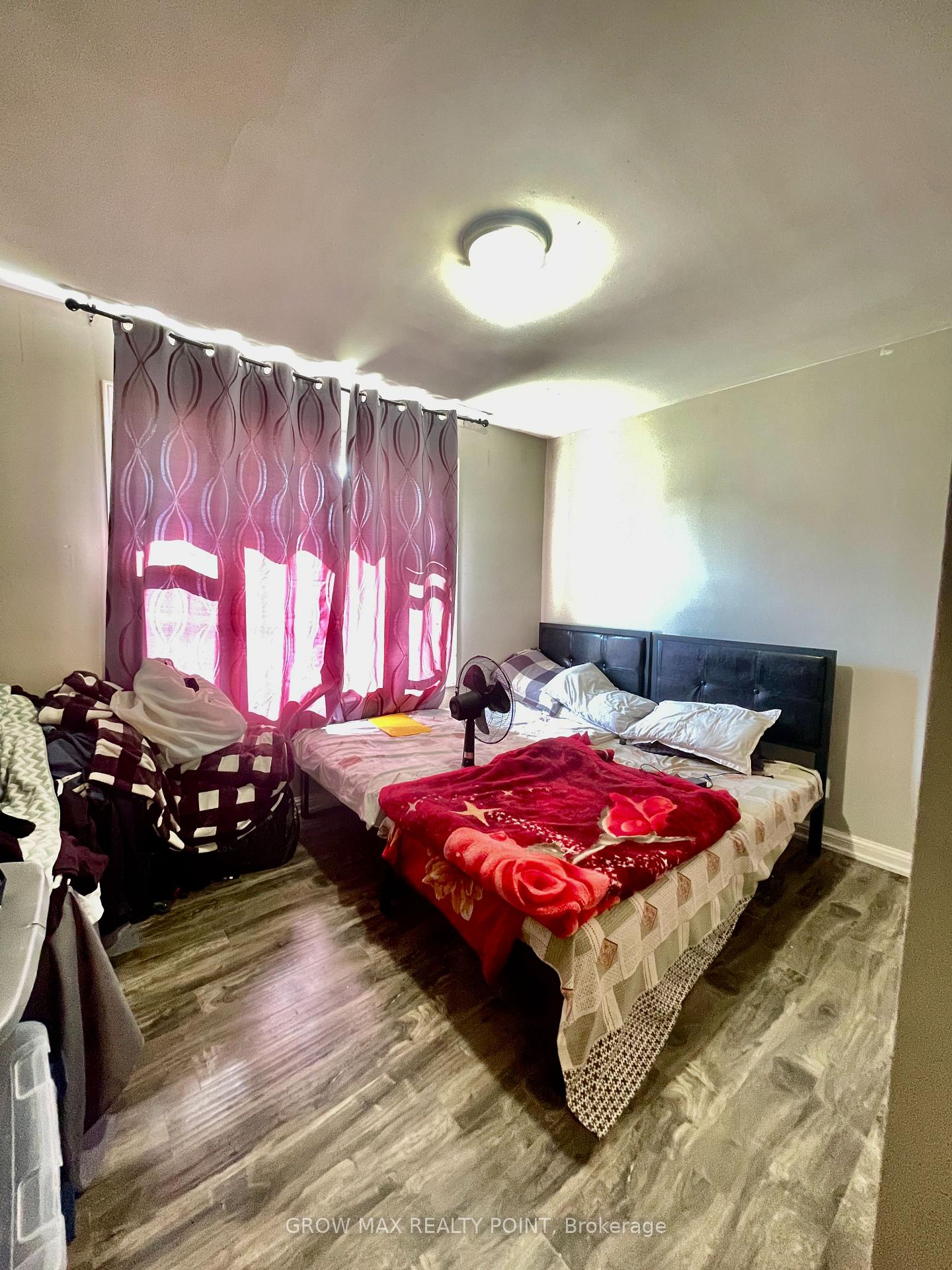 Photo 13 of 321 Highland Avenue W, Oshawa, Central — HOMEH