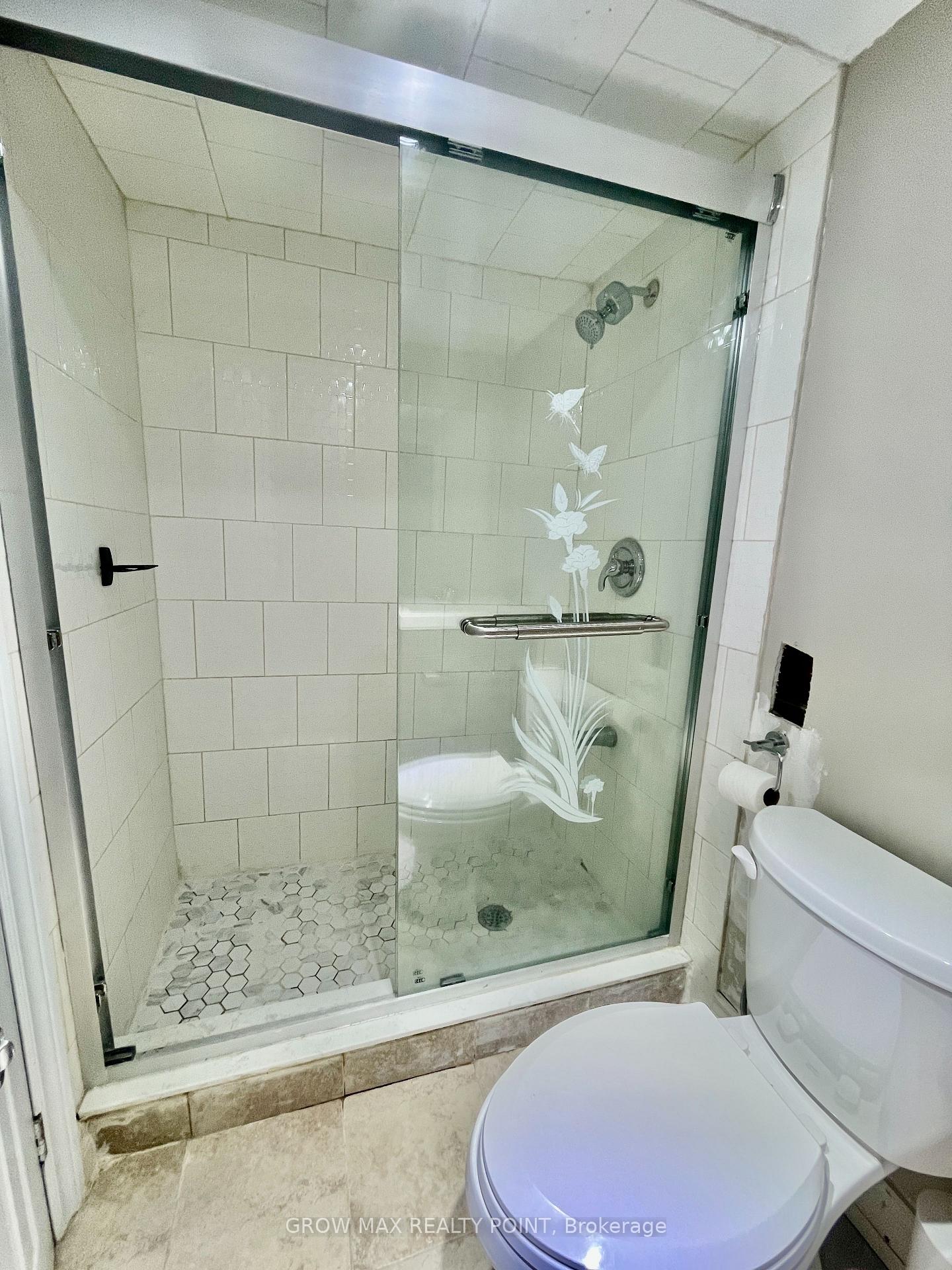 Photo 19 of 321 Highland Avenue W, Oshawa, Central — HOMEH