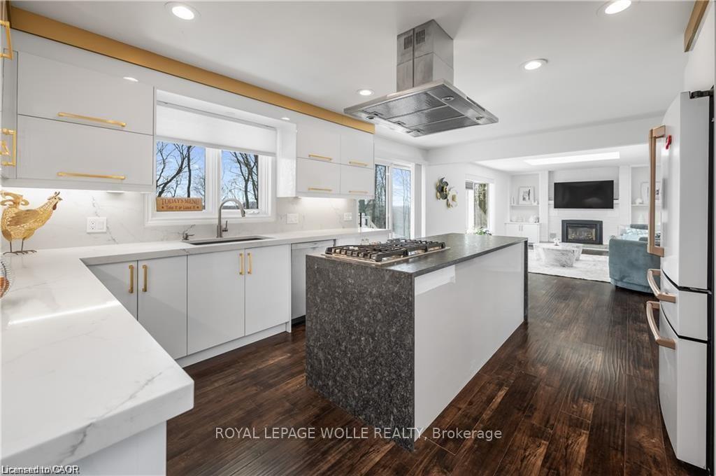 Photo 11 of 355 Edgehill Drive, Kitchener, Pioneer Tower West — HOMEH