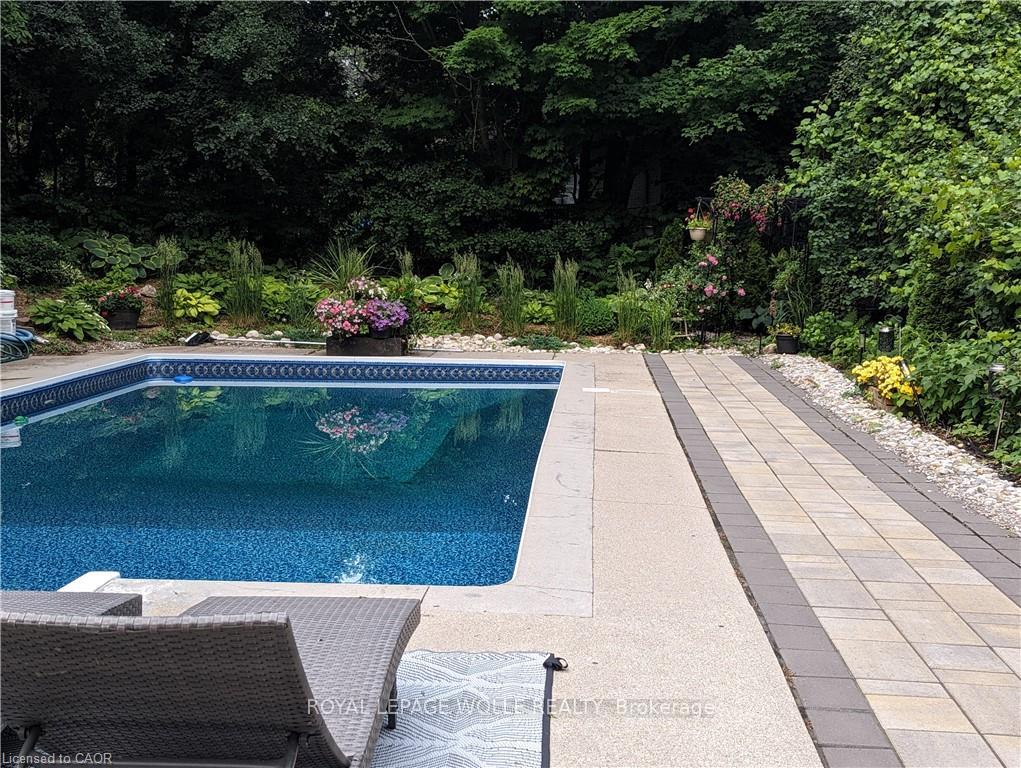 Photo 34 of 355 Edgehill Drive, Kitchener, Pioneer Tower West — HOMEH