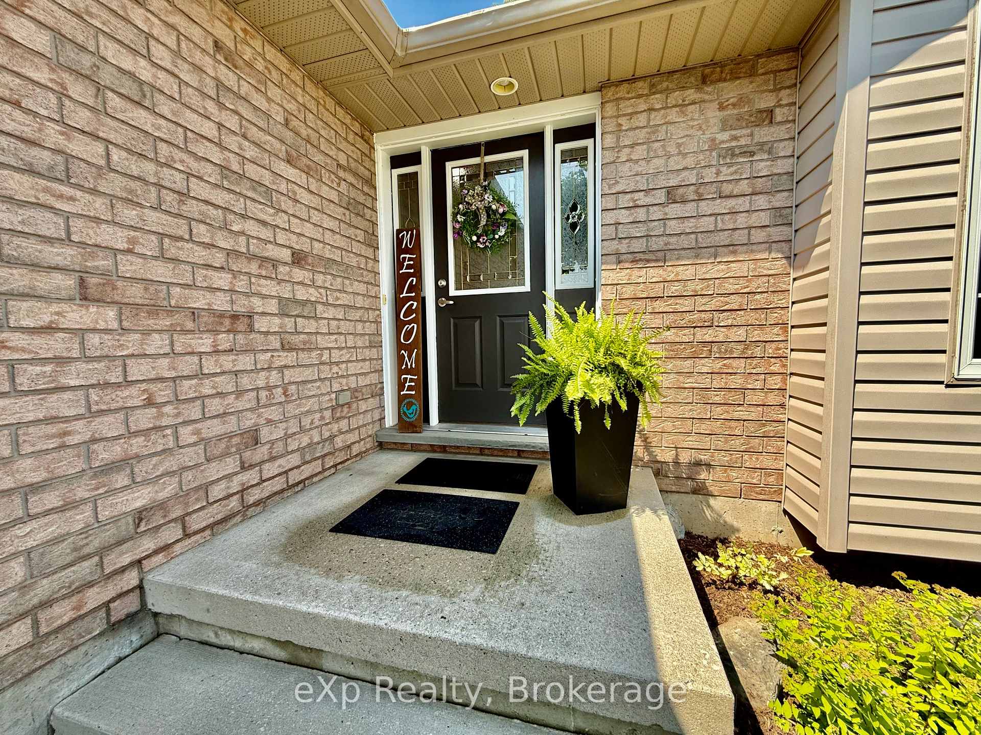 Photo 2 of 688 22nd Avenue, Hanover — HOMEH