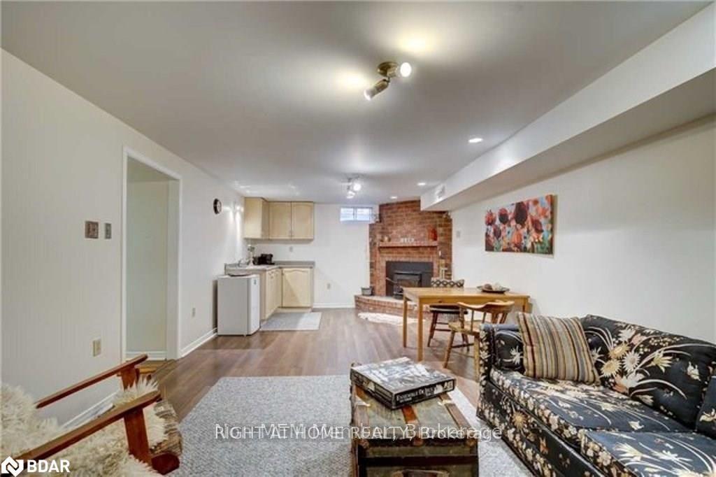 Photo 7 of Unit Lower, 369 Hickling Trail, Barrie, Grove East — HOMEH