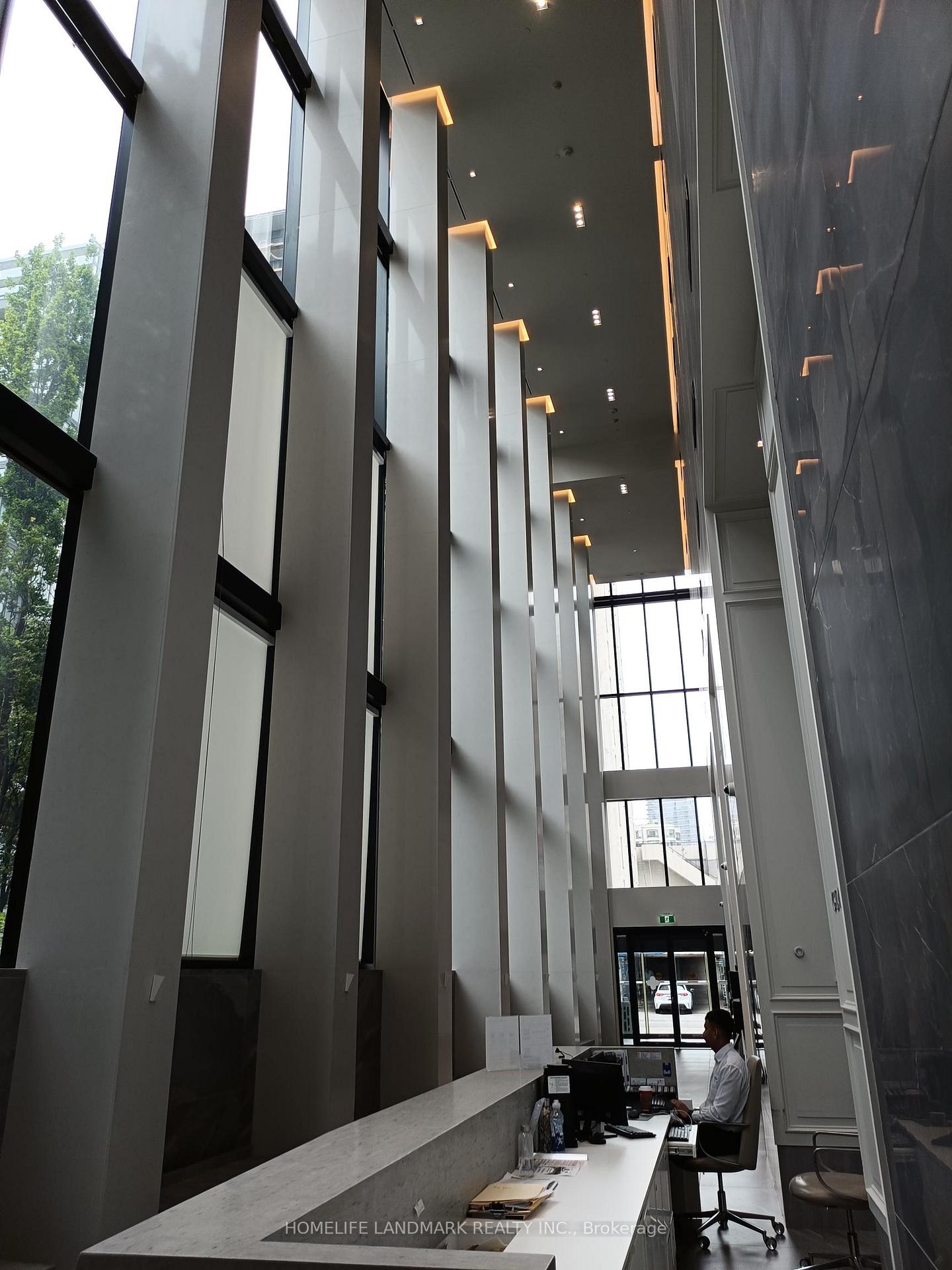 Photo 2 of Unit 3004, 3 Gloucester Street, Toronto, Church-Yonge Corridor — HOMEH