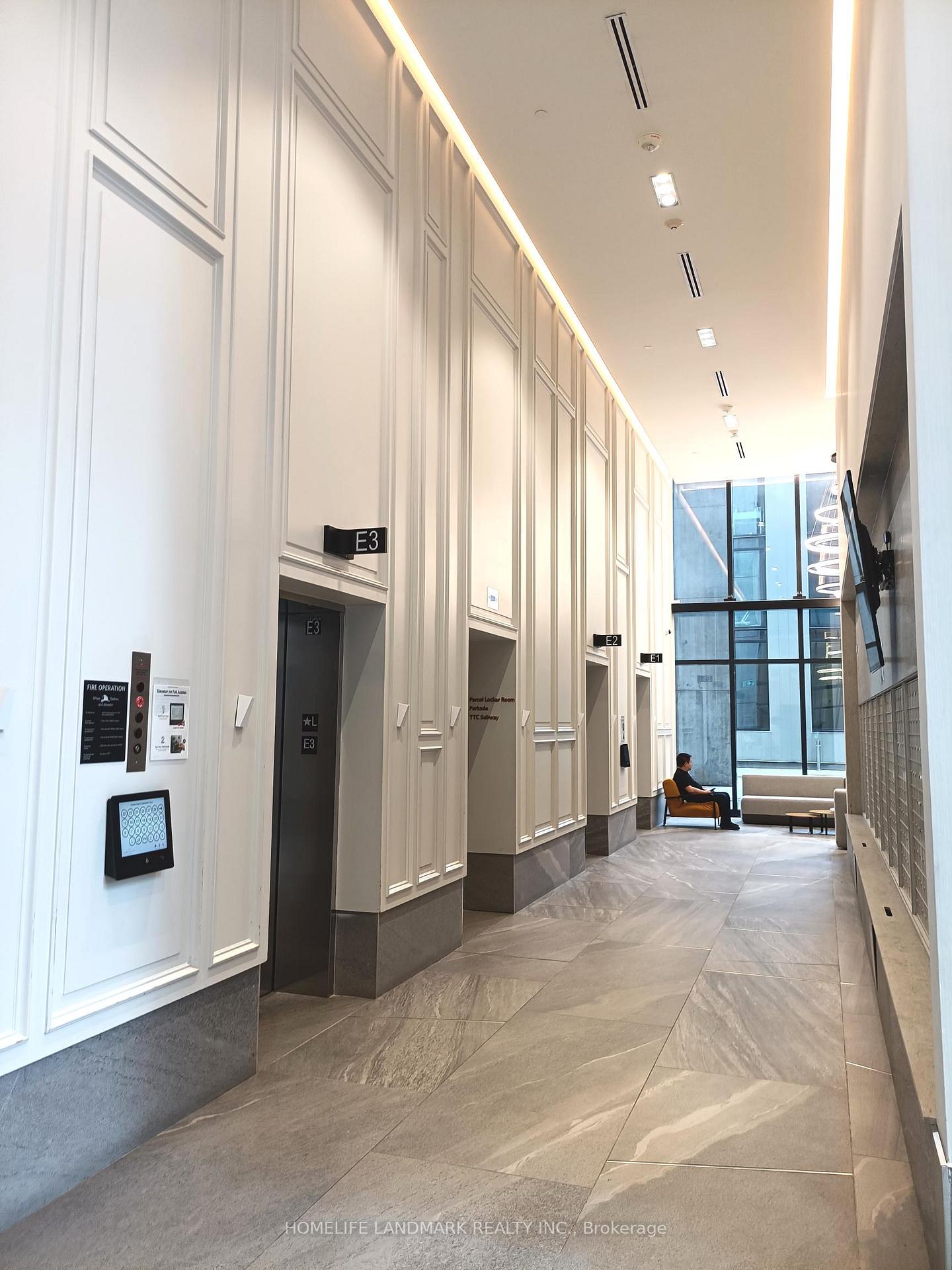 Photo 3 of Unit 3004, 3 Gloucester Street, Toronto, Church-Yonge Corridor — HOMEH