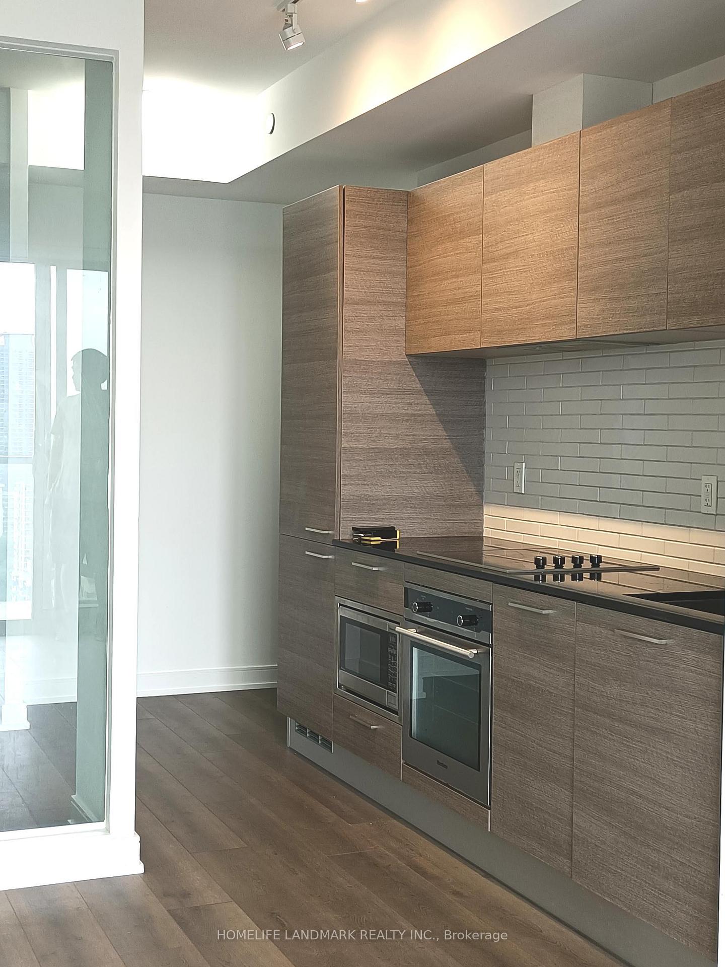 Photo 9 of Unit 3004, 3 Gloucester Street, Toronto, Church-Yonge Corridor — HOMEH