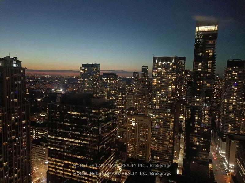 Photo 16 of Unit 4616, 386 Yonge Street, Toronto, Bay Street Corridor — HOMEH