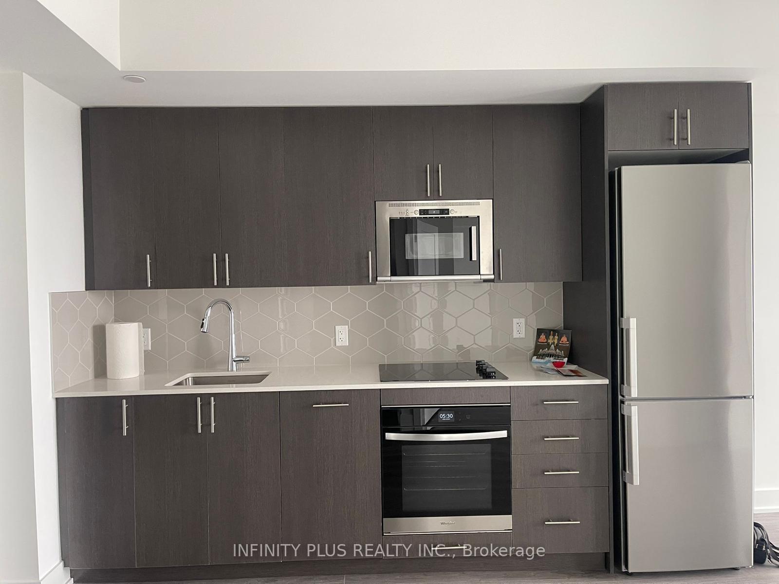 Photo 4 of Unit 521, 2545 Simcoe Street N, Oshawa, Windfields — HOMEH