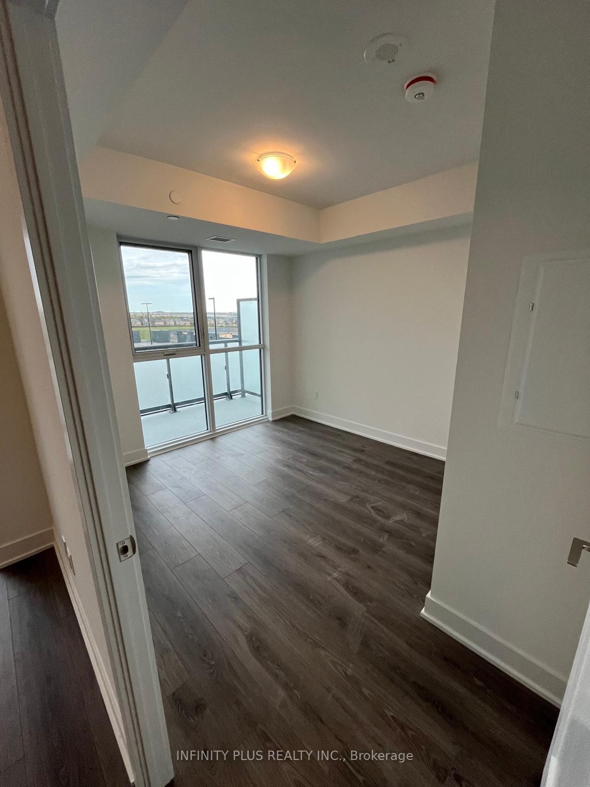 Photo 5 of Unit 521, 2545 Simcoe Street N, Oshawa, Windfields — HOMEH