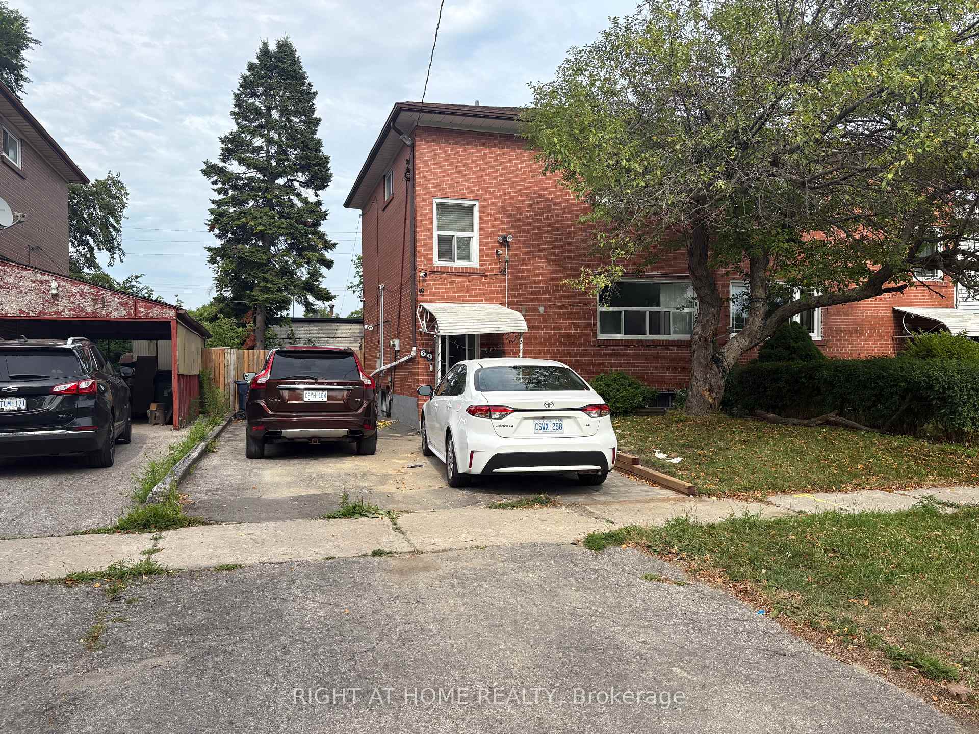 Photo 2 of Unit Main, 69 Sophia Drive, Scarborough, Woburn — HOMEH