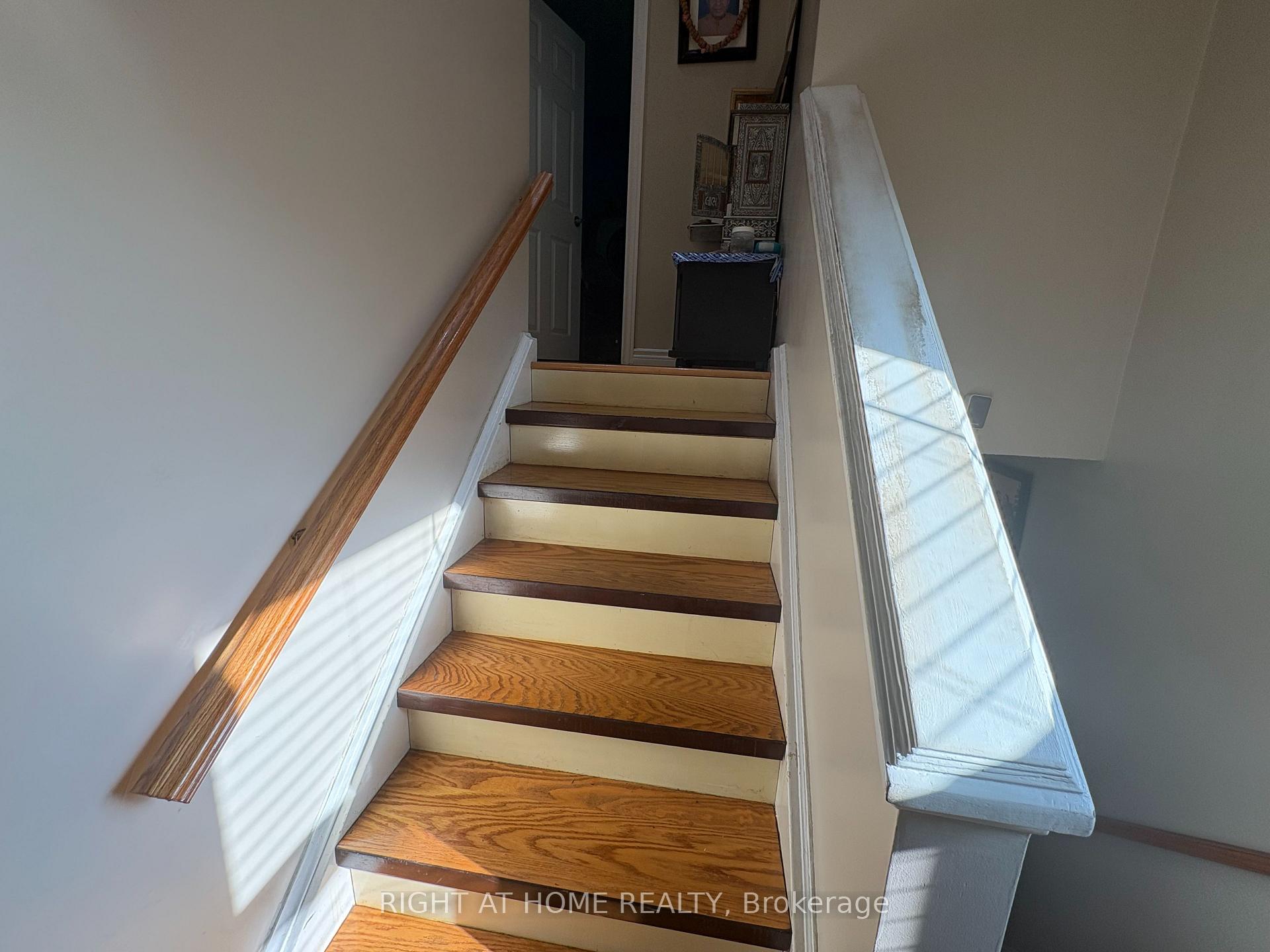 Photo 3 of Unit Main, 69 Sophia Drive, Scarborough, Woburn — HOMEH