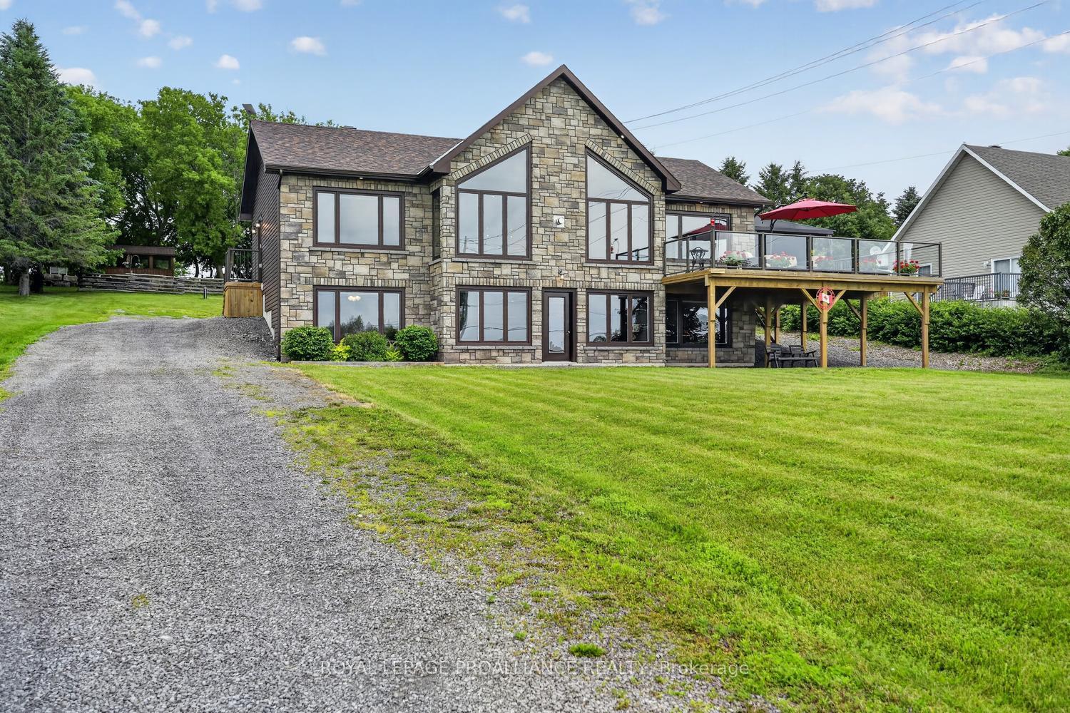 Photo 3 of 10283 County Road 2, South Dundas, South Dundas (Matilda) Twp — HOMEH