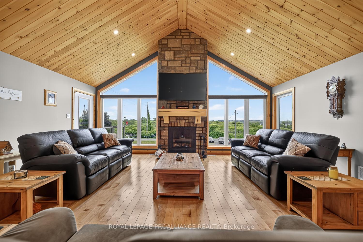 Photo 15 of 10283 County Road 2, South Dundas, South Dundas (Matilda) Twp — HOMEH