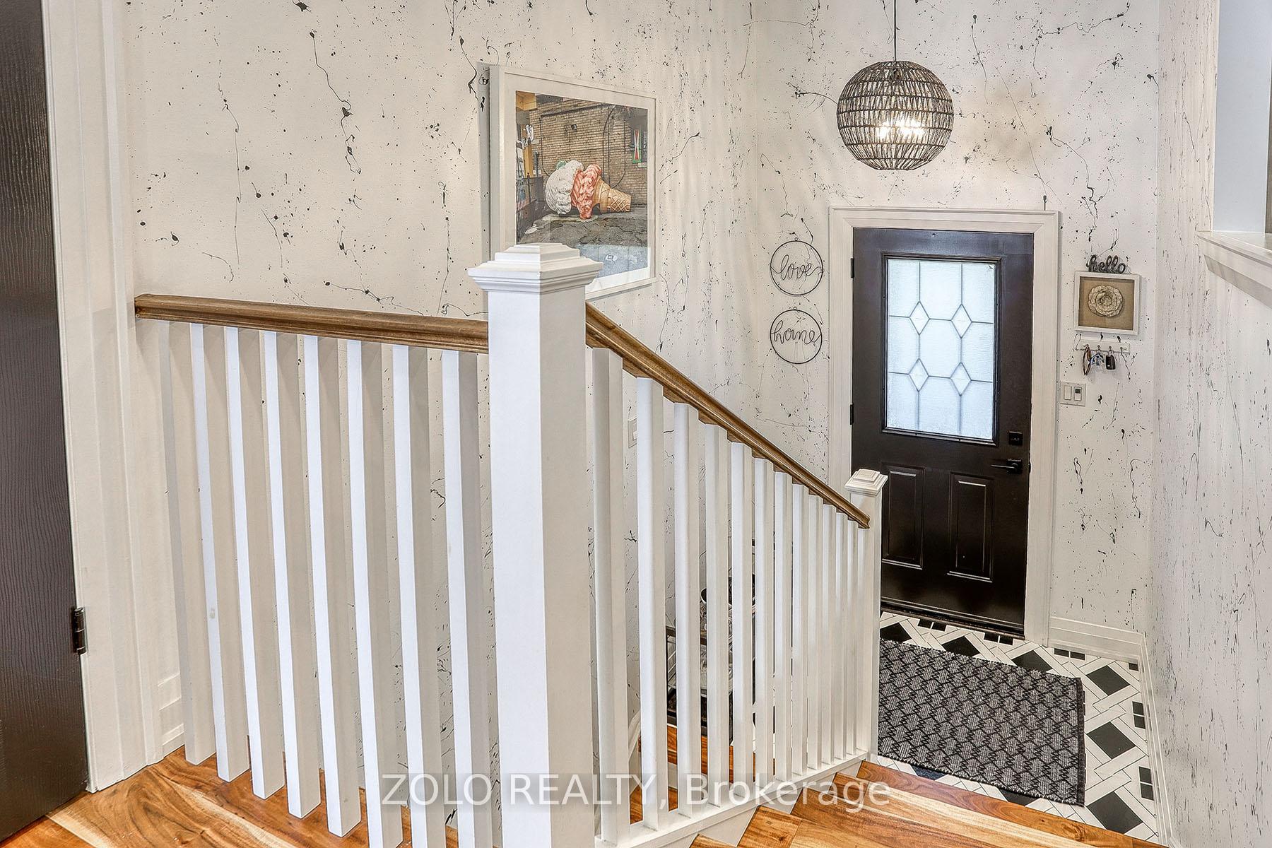 Photo 2 of 801 Jacqueline Avenue, Pickering, Amberlea — HOMEH
