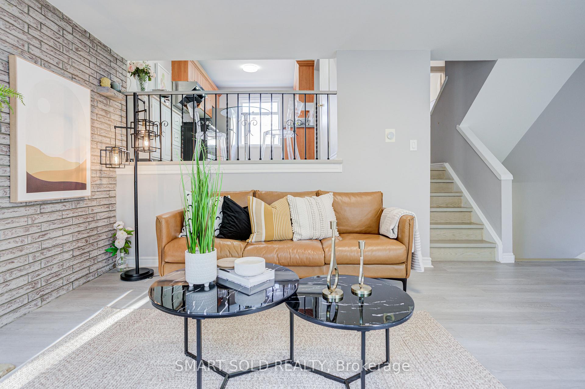 Photo 11 of Unit 9, 81 Rameau Drive, North York, Hillcrest Village — HOMEH