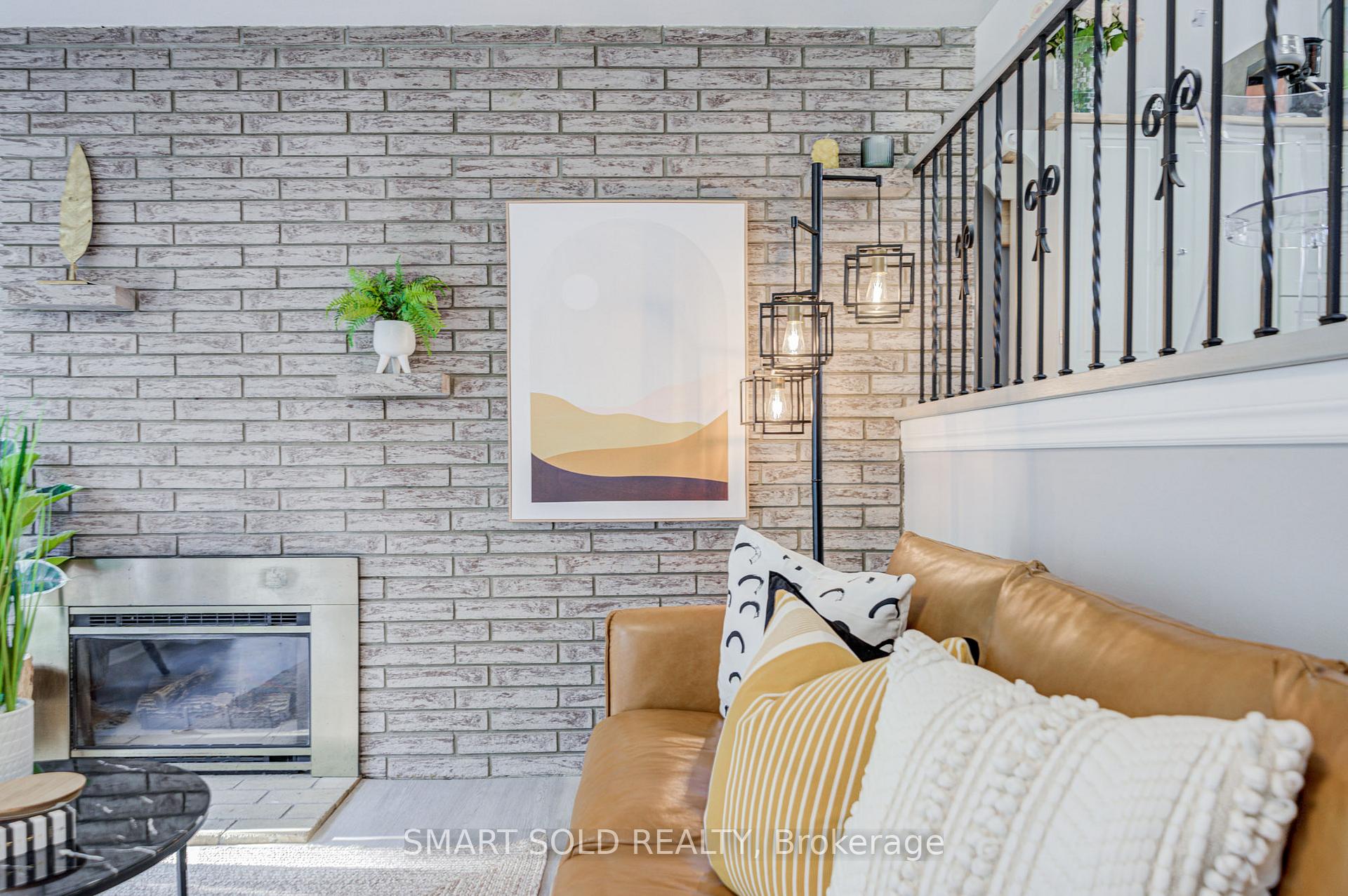 Photo 14 of Unit 9, 81 Rameau Drive, North York, Hillcrest Village — HOMEH