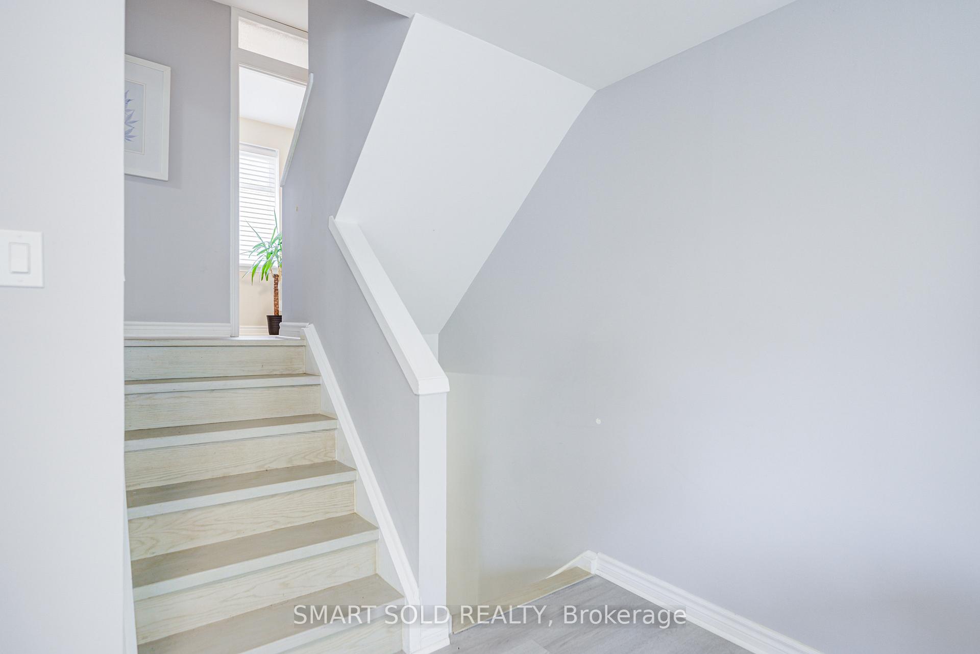 Photo 17 of Unit 9, 81 Rameau Drive, North York, Hillcrest Village — HOMEH