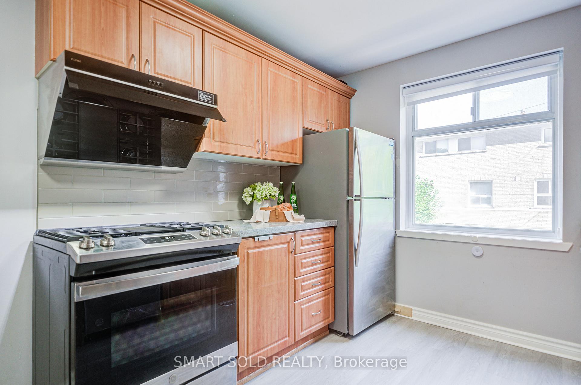 Photo 20 of Unit 9, 81 Rameau Drive, North York, Hillcrest Village — HOMEH