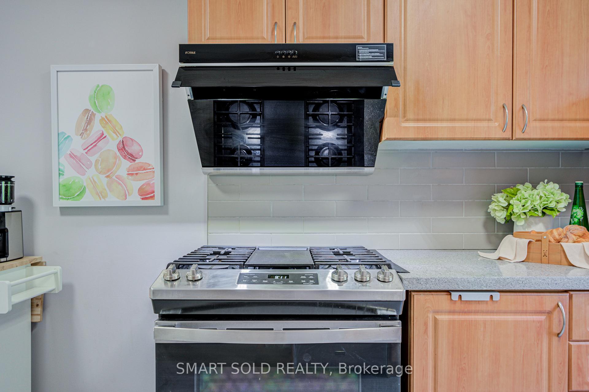 Photo 21 of Unit 9, 81 Rameau Drive, North York, Hillcrest Village — HOMEH