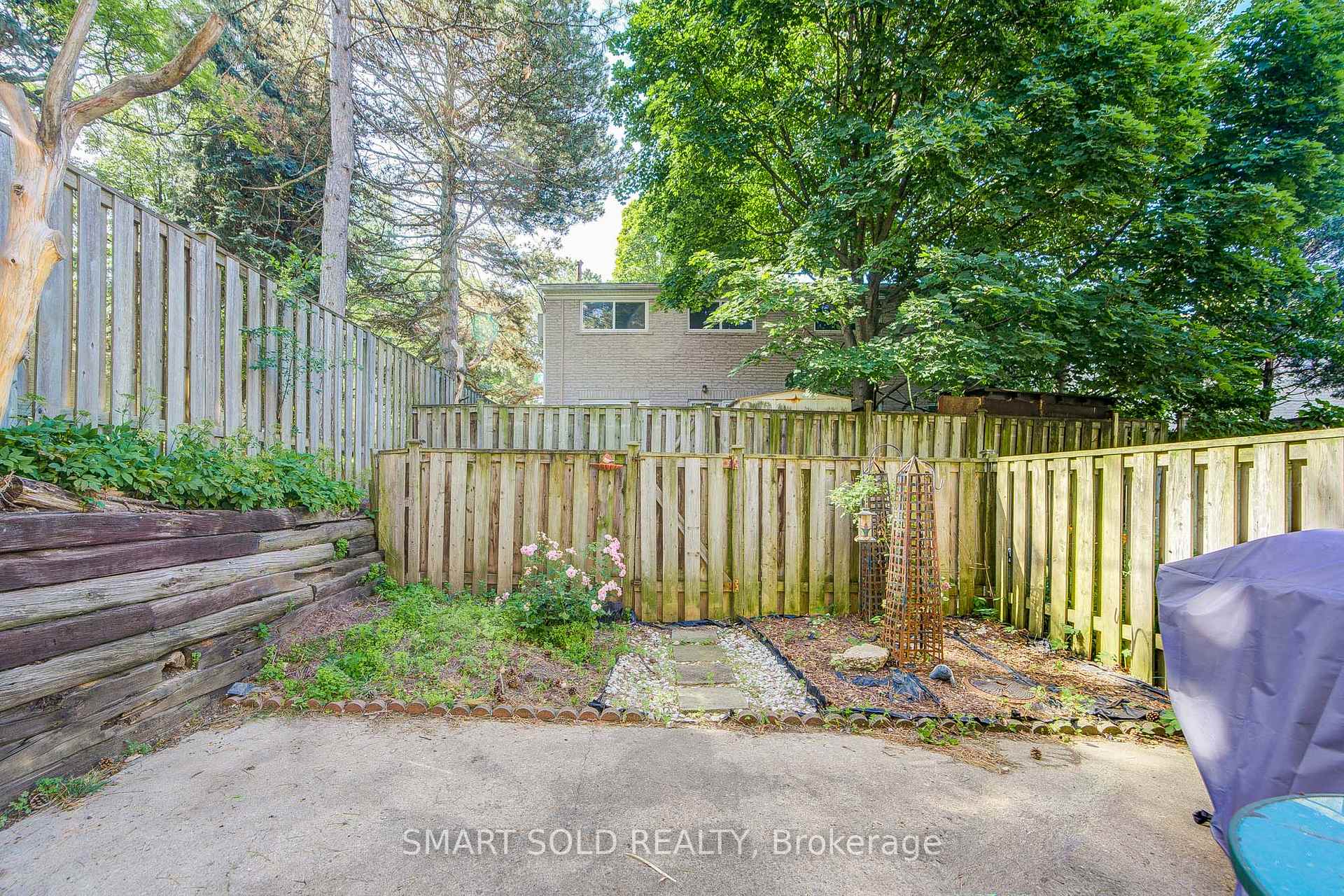 Photo 42 of Unit 9, 81 Rameau Drive, North York, Hillcrest Village — HOMEH