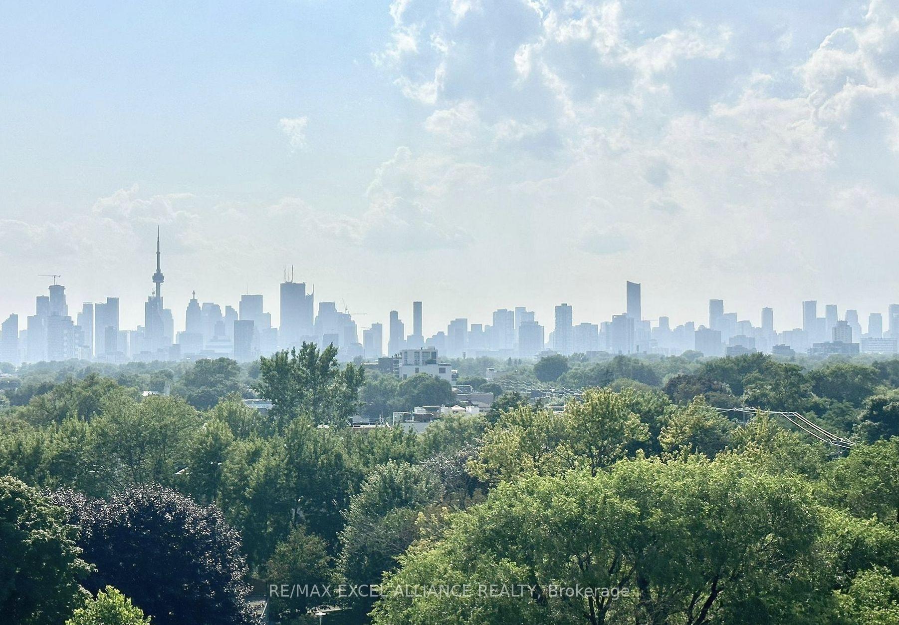 Photo 9 of Unit 717, 1050 Eastern Avenue, Toronto, The Beaches — HOMEH