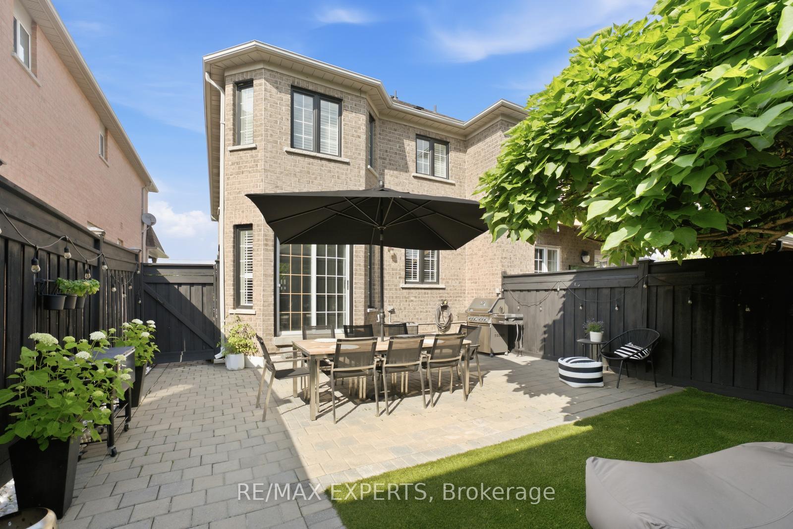 Photo 40 of 30 Lismer Crescent, Caledon, Bolton West — HOMEH