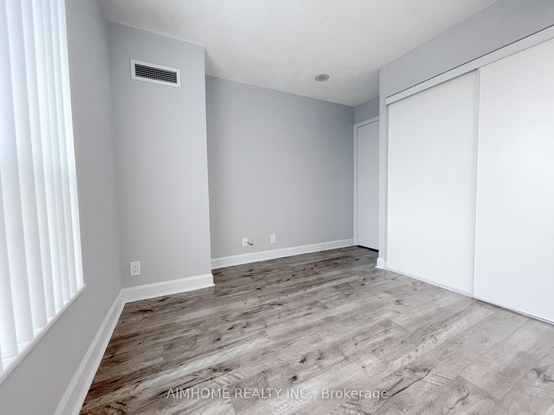 Photo 6 of Unit 1101, 36 Lee Centre Drive, Scarborough, Woburn — HOMEH