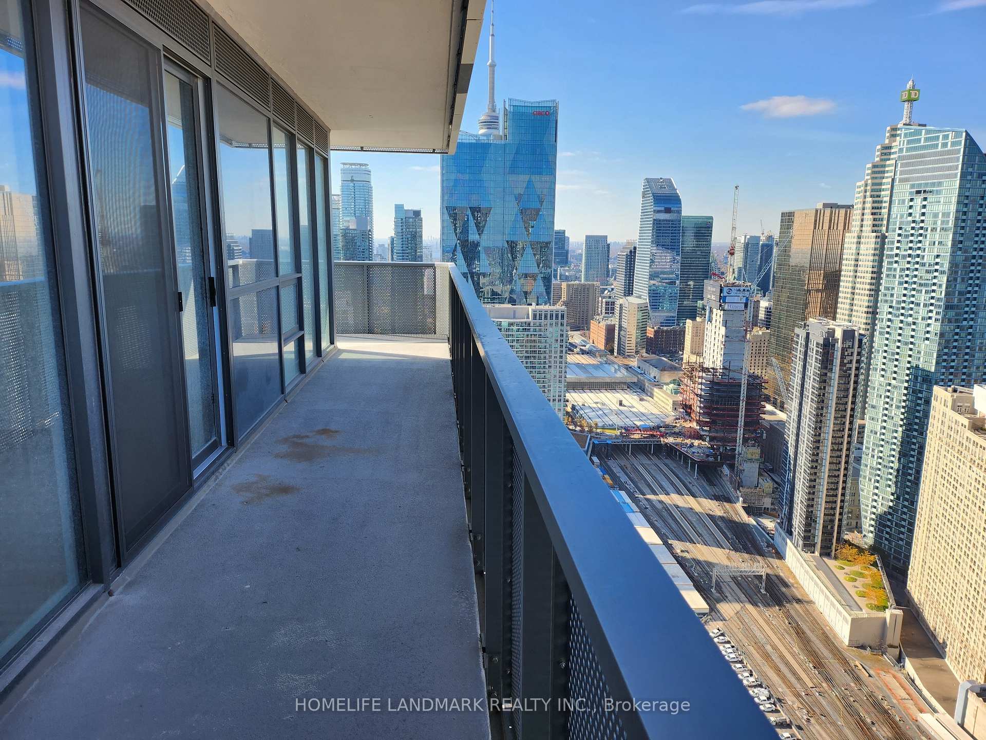 Photo 6 of Unit 5601, 55 Cooper Street, Toronto, Waterfront Communities — HOMEH