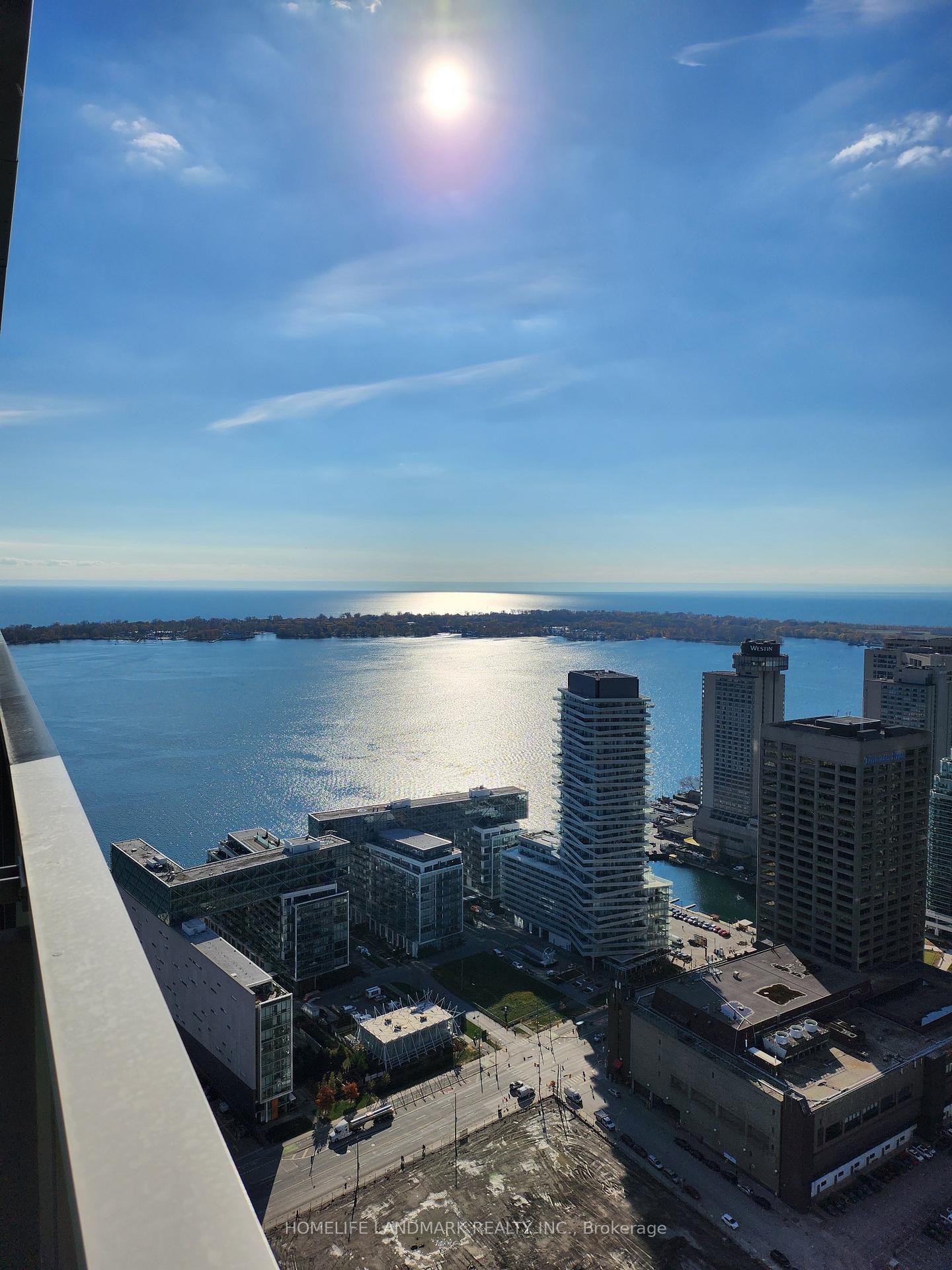 Photo 12 of Unit 5601, 55 Cooper Street, Toronto, Waterfront Communities — HOMEH