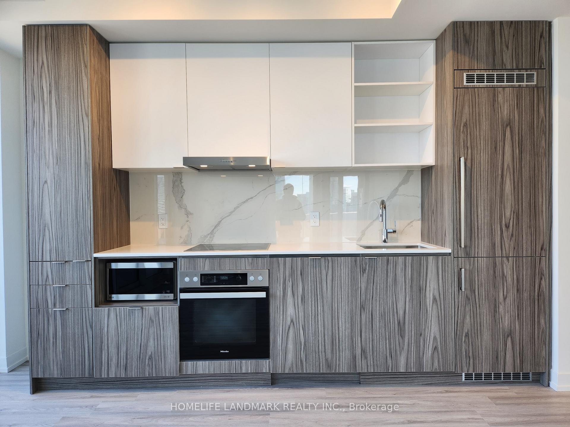 Photo 17 of Unit 5601, 55 Cooper Street, Toronto, Waterfront Communities — HOMEH