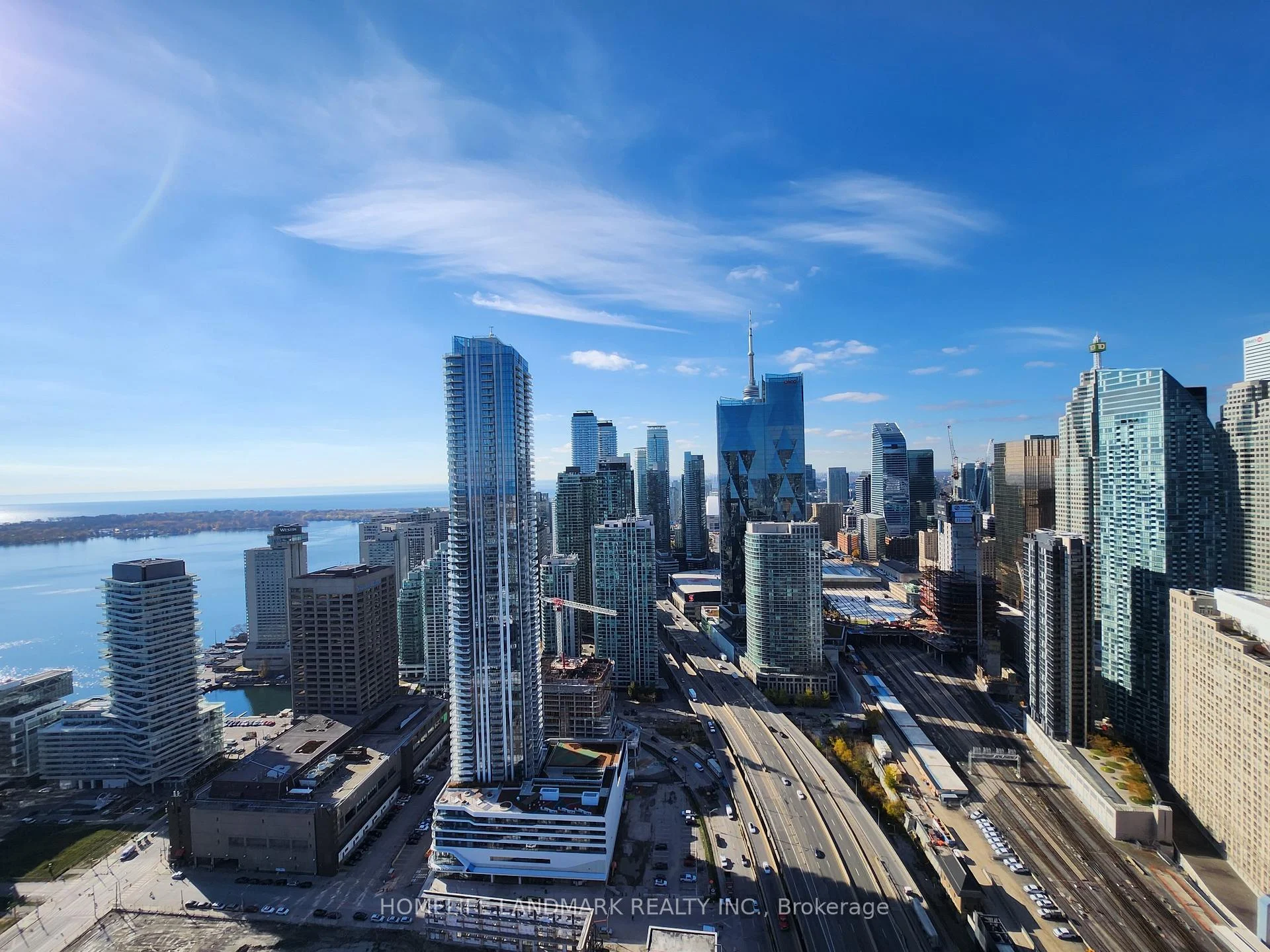 Photo 9 of Unit 5601, 55 Cooper Street, Toronto, Waterfront Communities — HOMEH