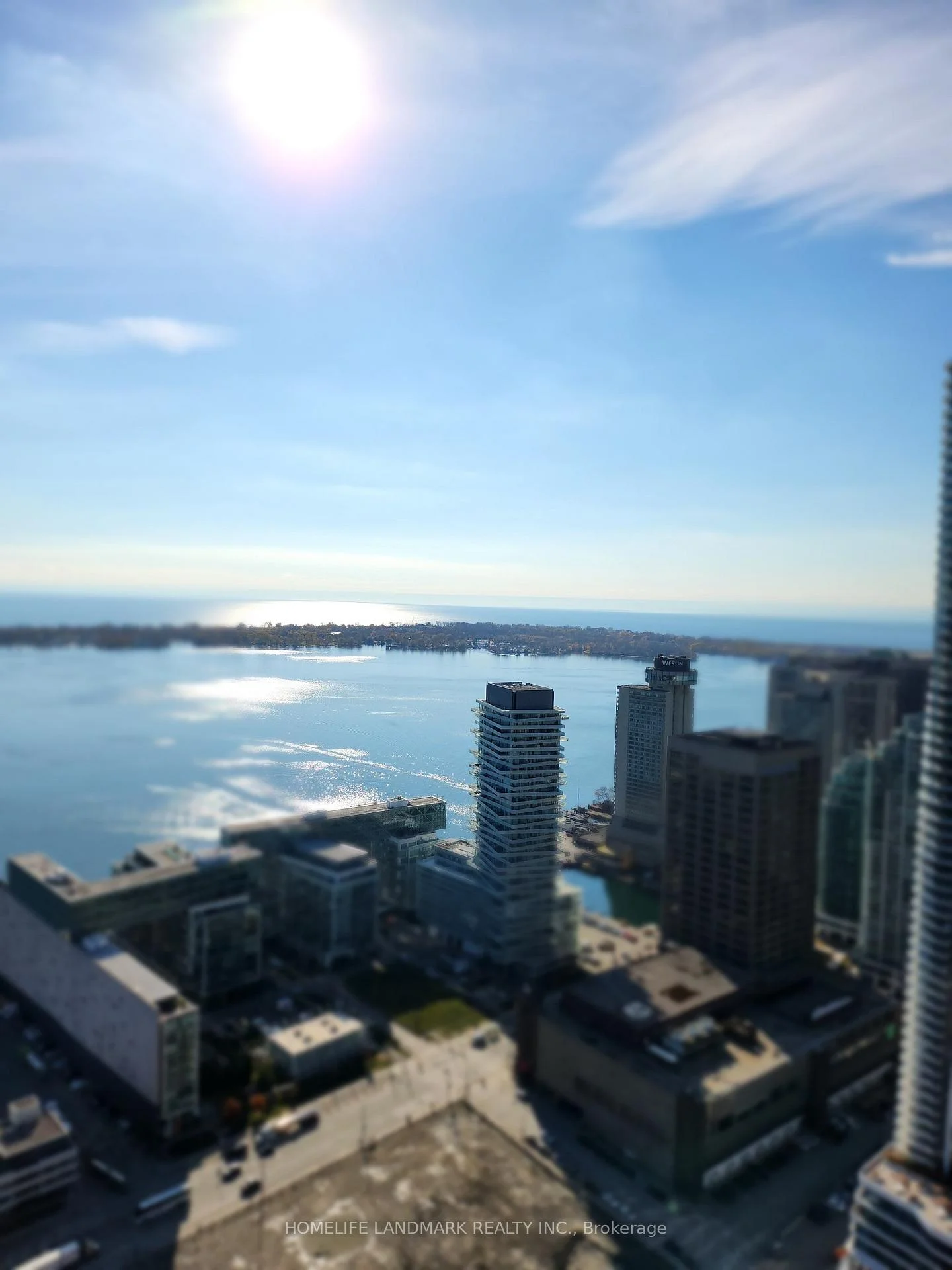 Photo 10 of Unit 5601, 55 Cooper Street, Toronto, Waterfront Communities — HOMEH